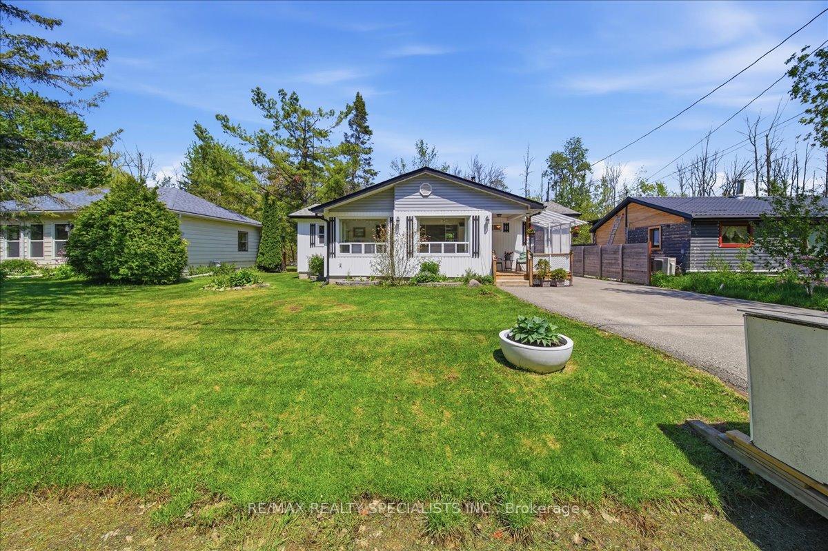 Photo 6 of 644 Rose Lane, Innisfil, Alcona — HOMEH
