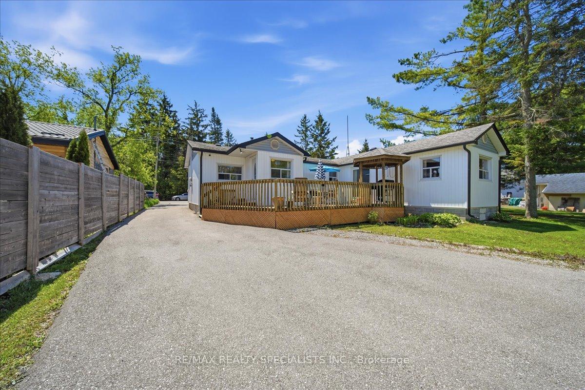Photo 41 of 644 Rose Lane, Innisfil, Alcona — HOMEH