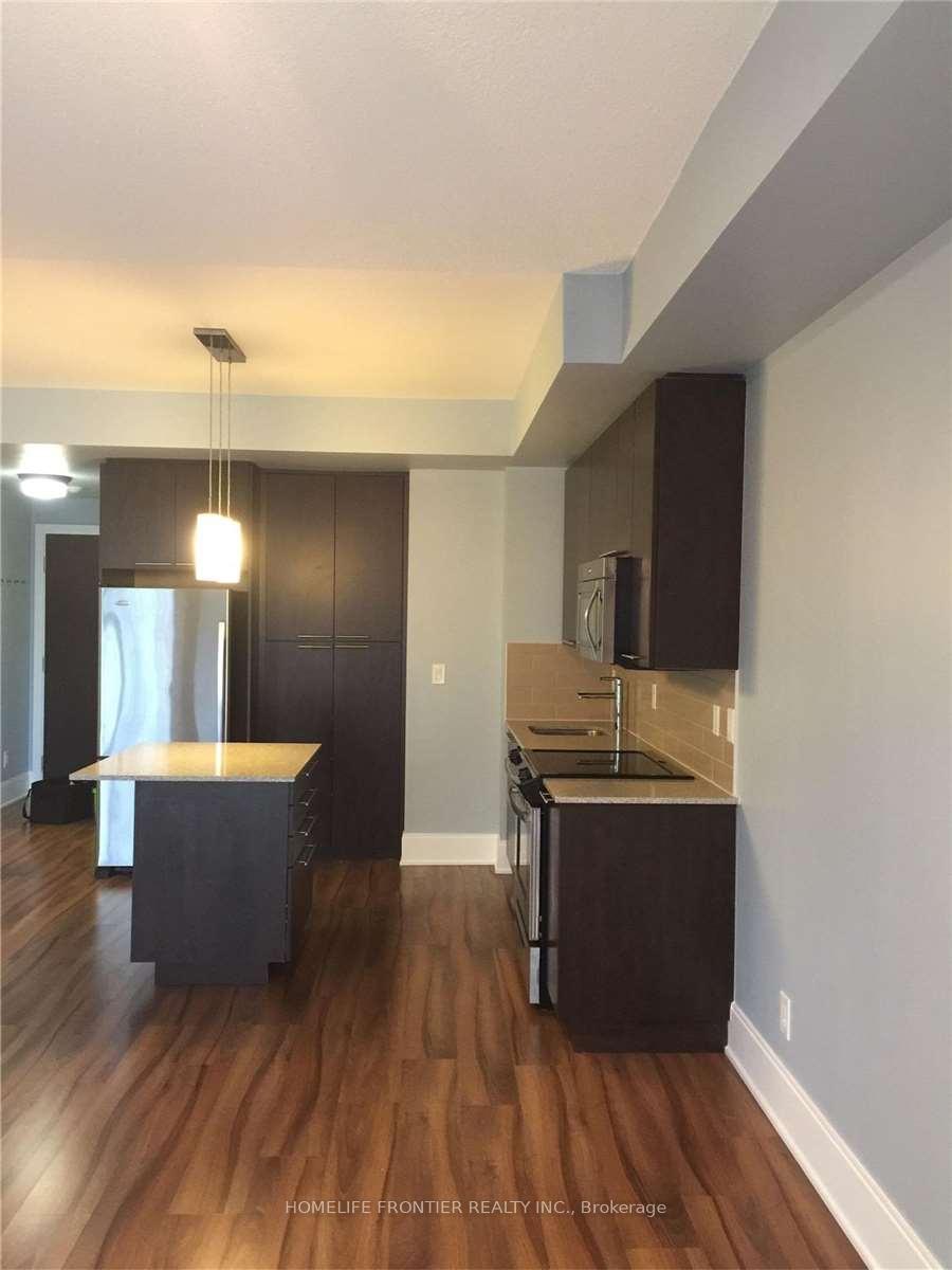 Photo 5 of Unit 412, 70 Roehampton Avenue, Toronto, Mount Pleasant West — HOMEH
