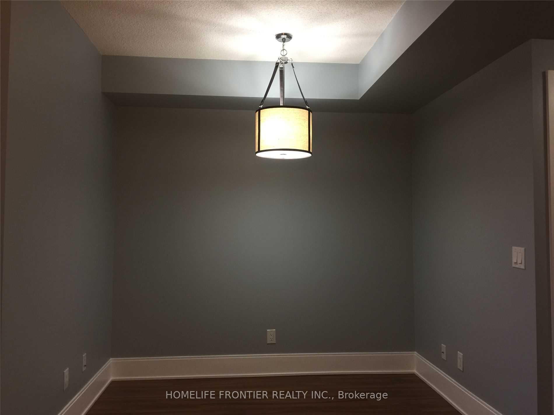 Photo 6 of Unit 412, 70 Roehampton Avenue, Toronto, Mount Pleasant West — HOMEH