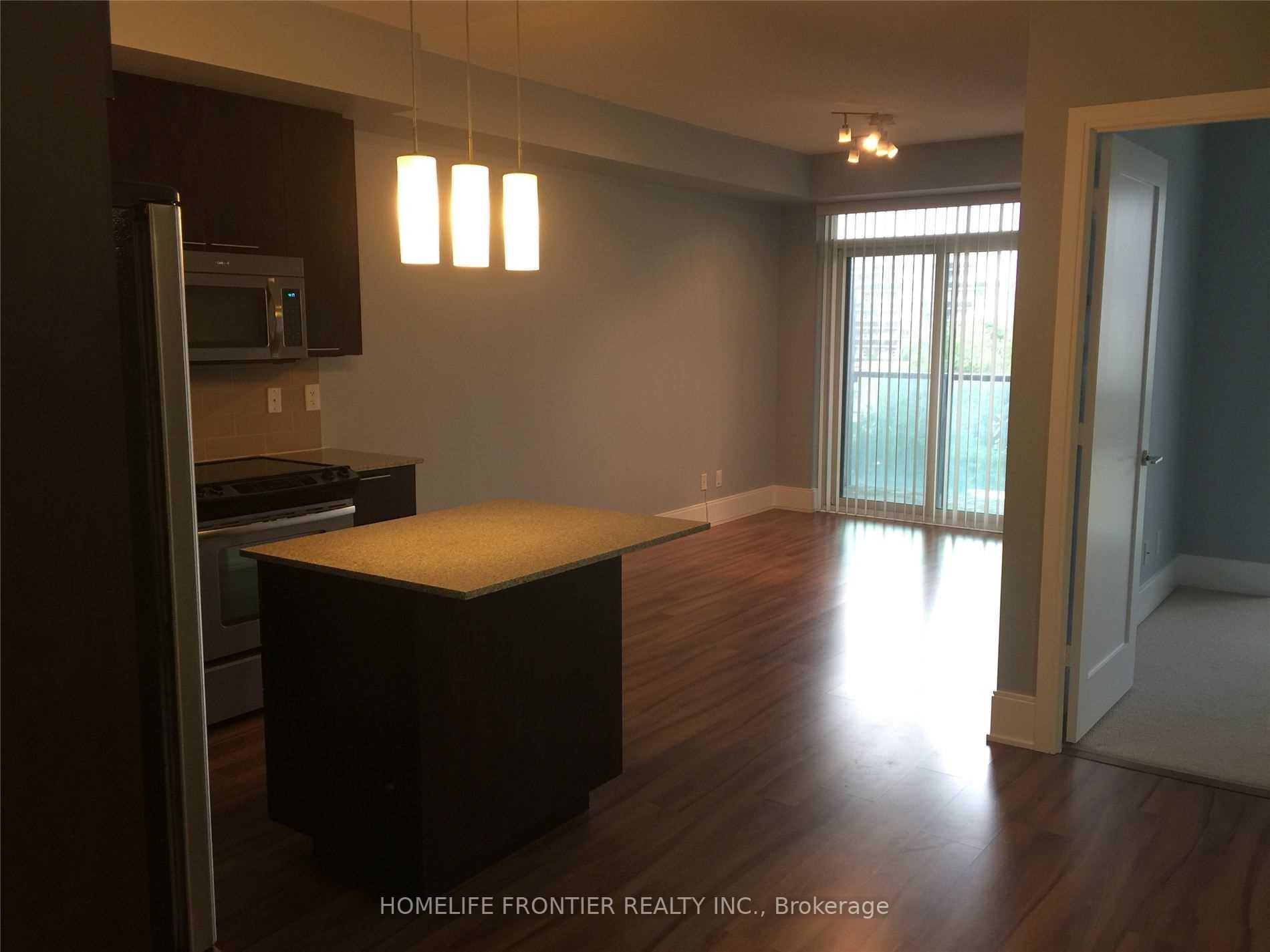 Photo 8 of Unit 412, 70 Roehampton Avenue, Toronto, Mount Pleasant West — HOMEH