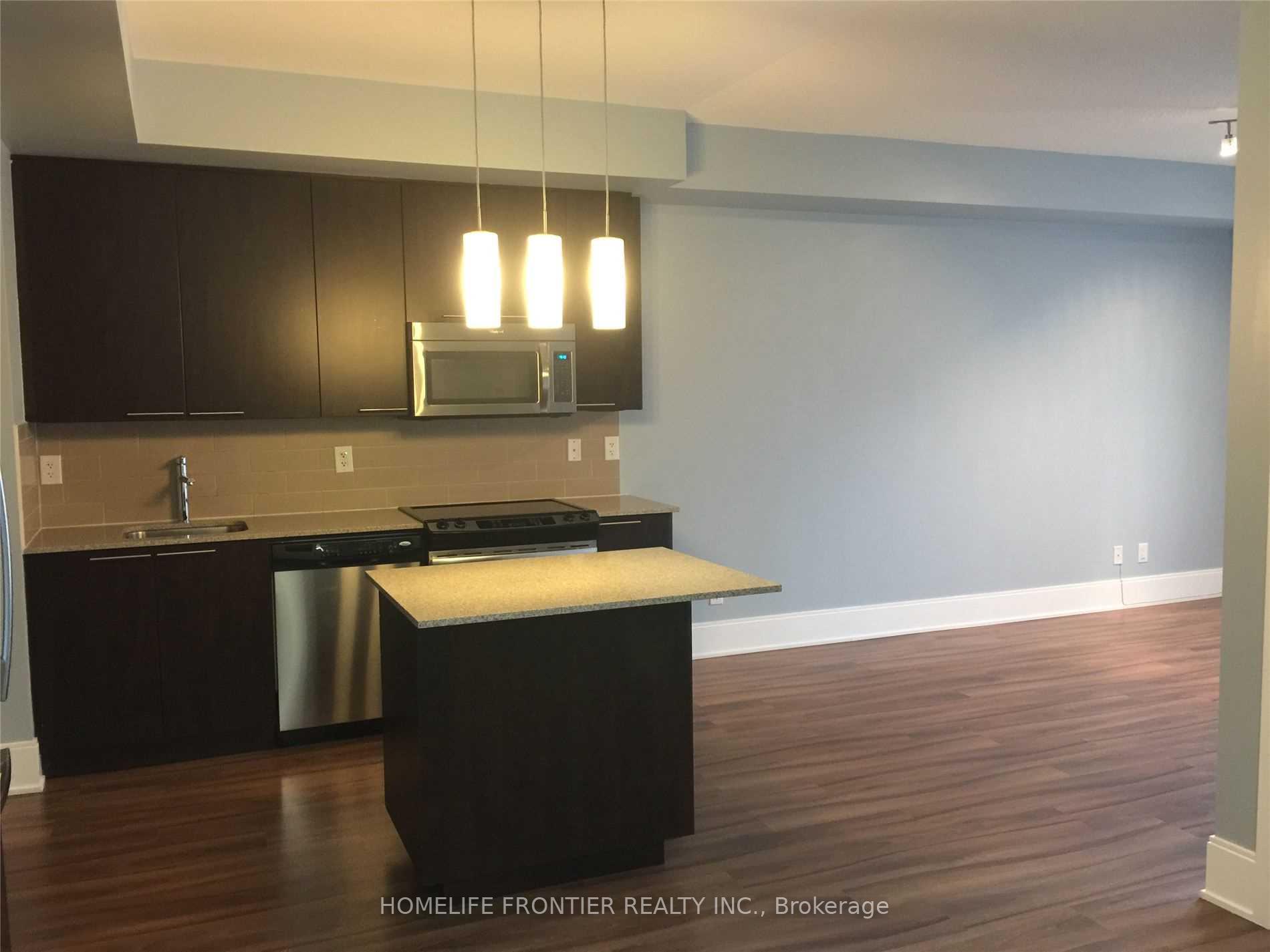 Photo 9 of Unit 412, 70 Roehampton Avenue, Toronto, Mount Pleasant West — HOMEH