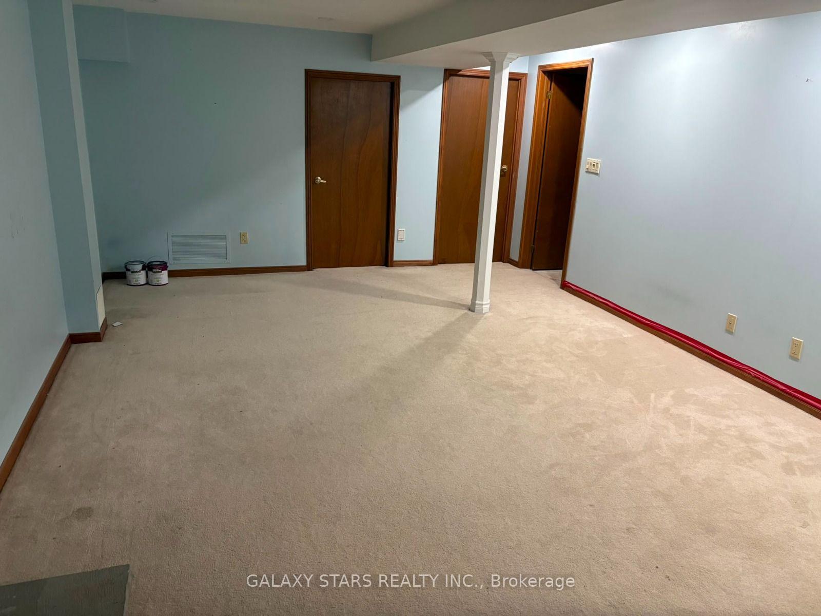 Photo 29 of 11 Woodlot Crescent, Etobicoke, West Humber-Clairville — HOMEH