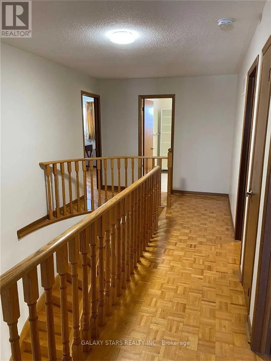 Photo 19 of 11 Woodlot Crescent, Etobicoke, West Humber-Clairville — HOMEH