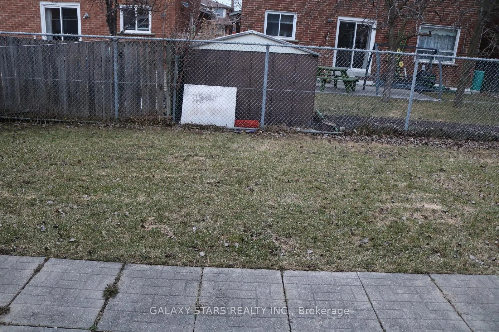 Photo 25 of 11 Woodlot Crescent, Etobicoke, West Humber-Clairville — HOMEH