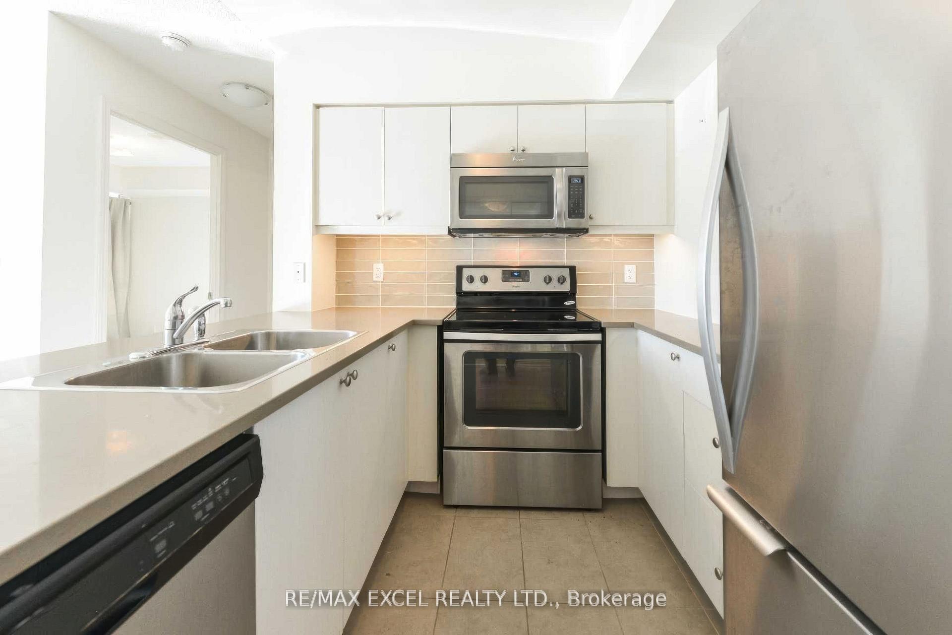 Photo 12 of Unit 815, 25 Lower Simcoe Street, Toronto, Waterfront Communities — HOMEH