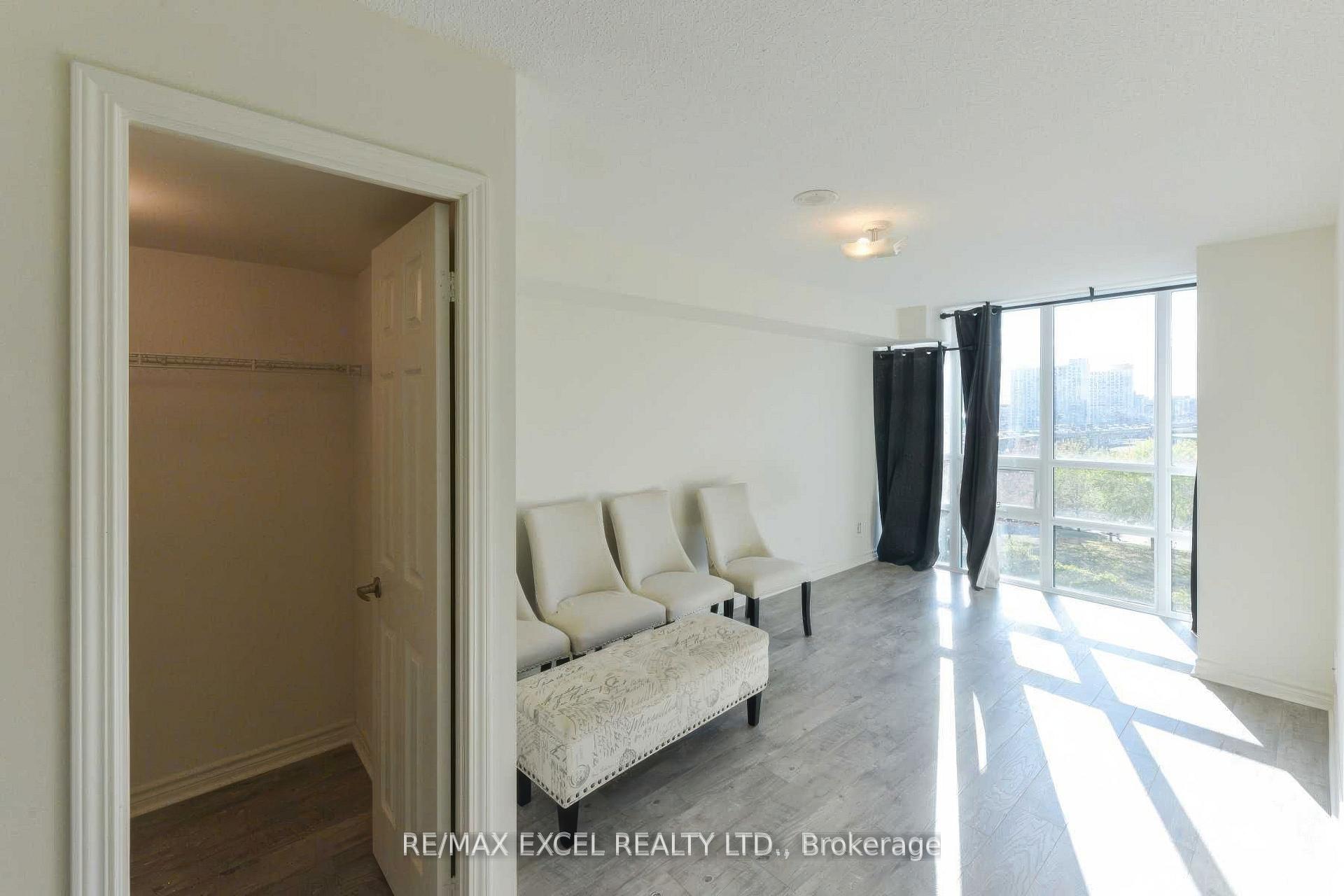 Photo 15 of Unit 815, 25 Lower Simcoe Street, Toronto, Waterfront Communities — HOMEH