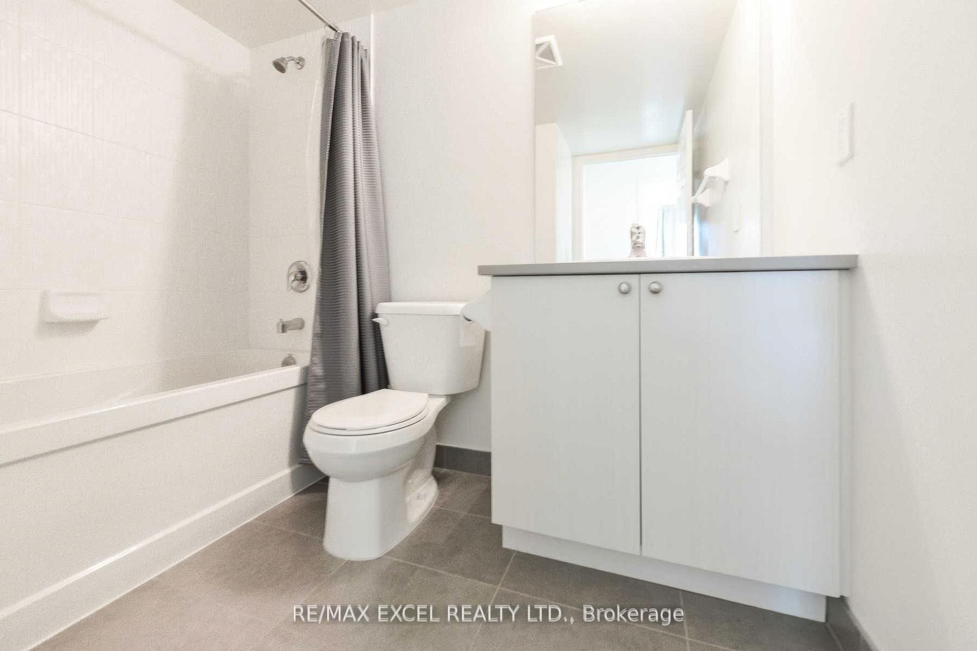 Photo 18 of Unit 815, 25 Lower Simcoe Street, Toronto, Waterfront Communities — HOMEH