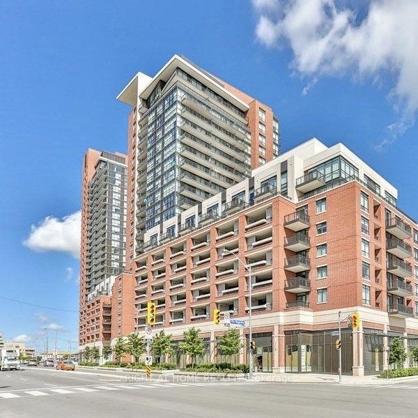 Photo of 800 Lawrence Avenue W
