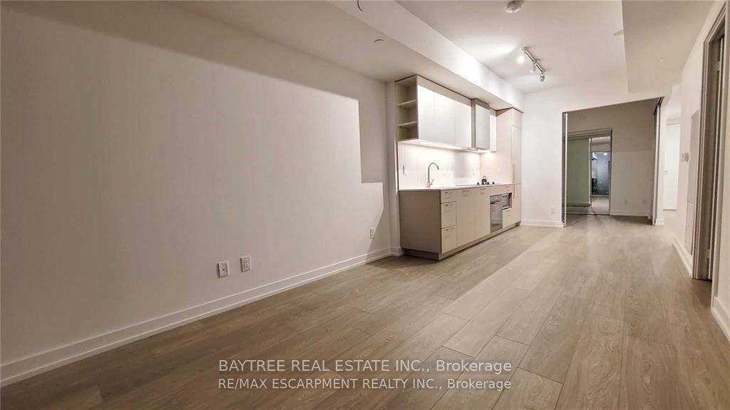 Photo 2 of Unit 1612, 19 Western Battery Road, Toronto, Niagara — HOMEH