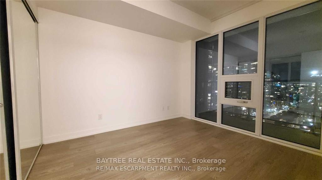 Photo 4 of Unit 1612, 19 Western Battery Road, Toronto, Niagara — HOMEH