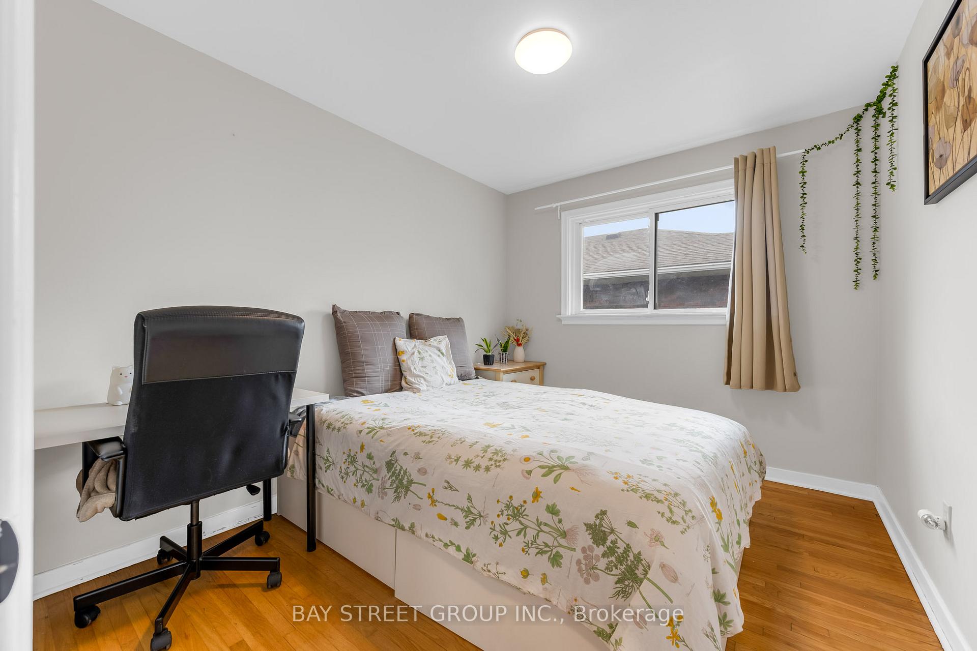 Photo 18 of 8 Glenbarr Road, St. Catharines, Glendale/Glenridge — HOMEH