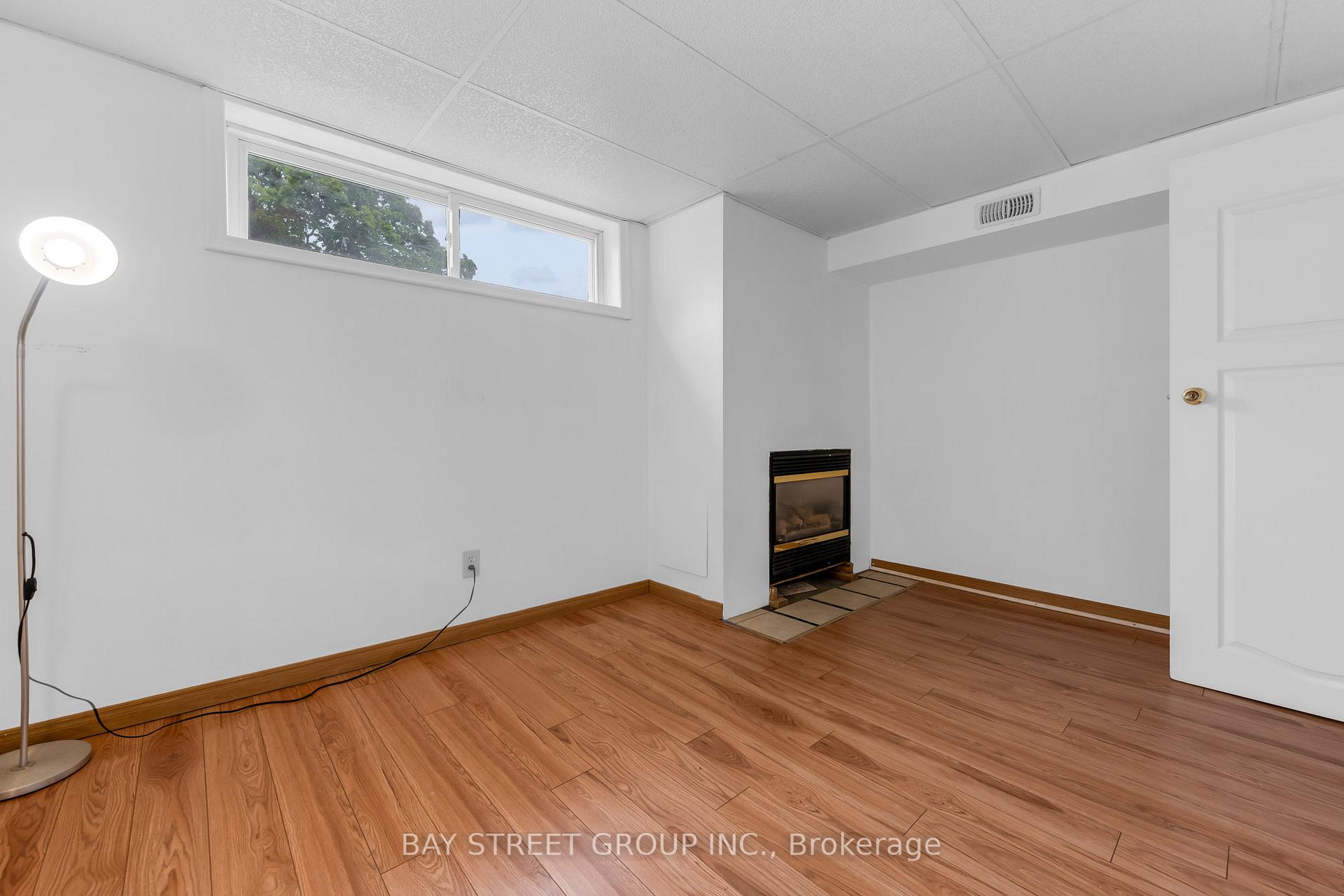 Photo 27 of 8 Glenbarr Road, St. Catharines, Glendale/Glenridge — HOMEH