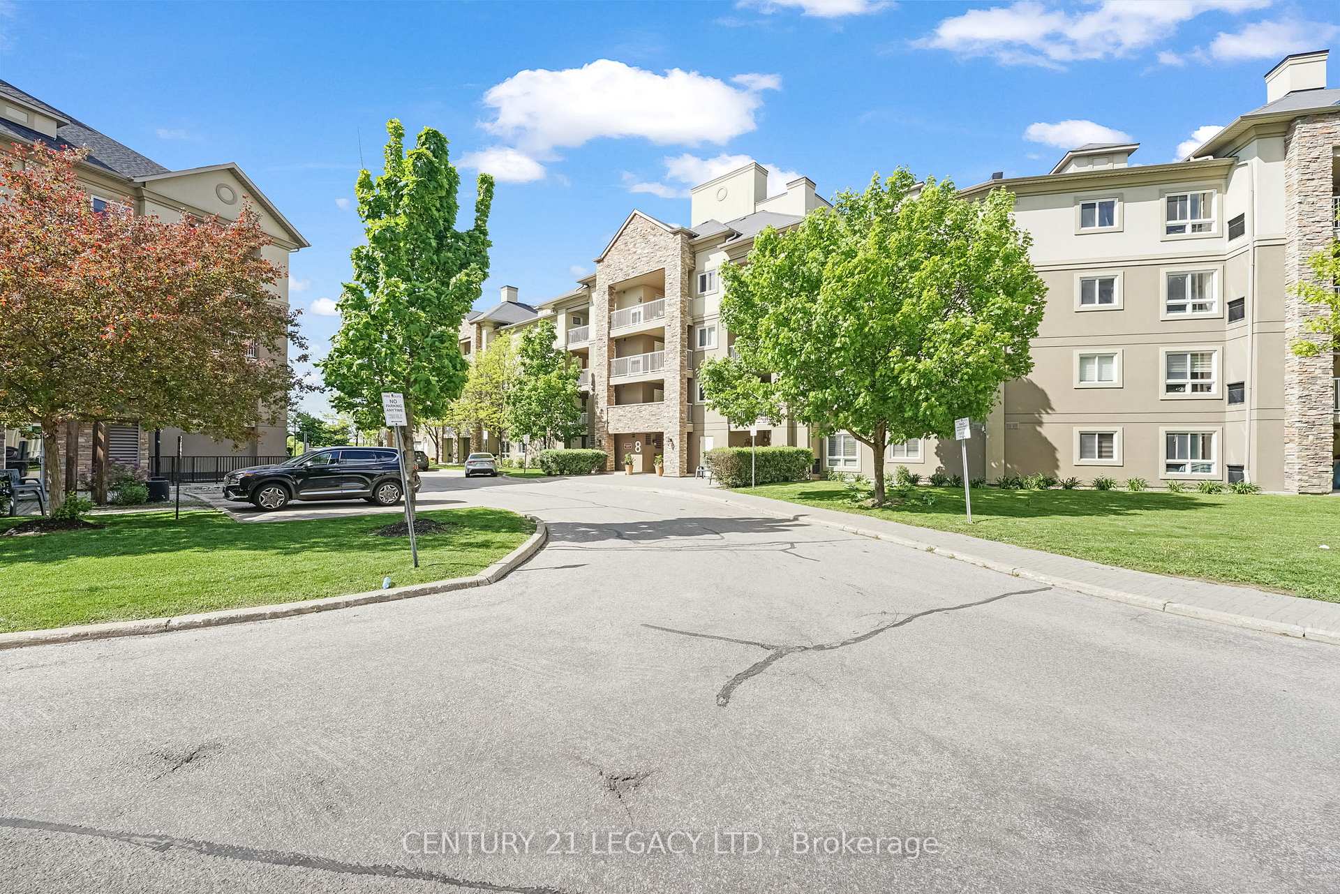Photo of Unit 1307, 8 Dayspring Circle
