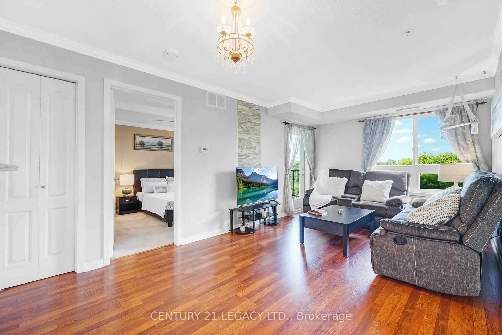 Photo 6 of Unit 1307, 8 Dayspring Circle, Brampton, Goreway Drive Corridor — HOMEH