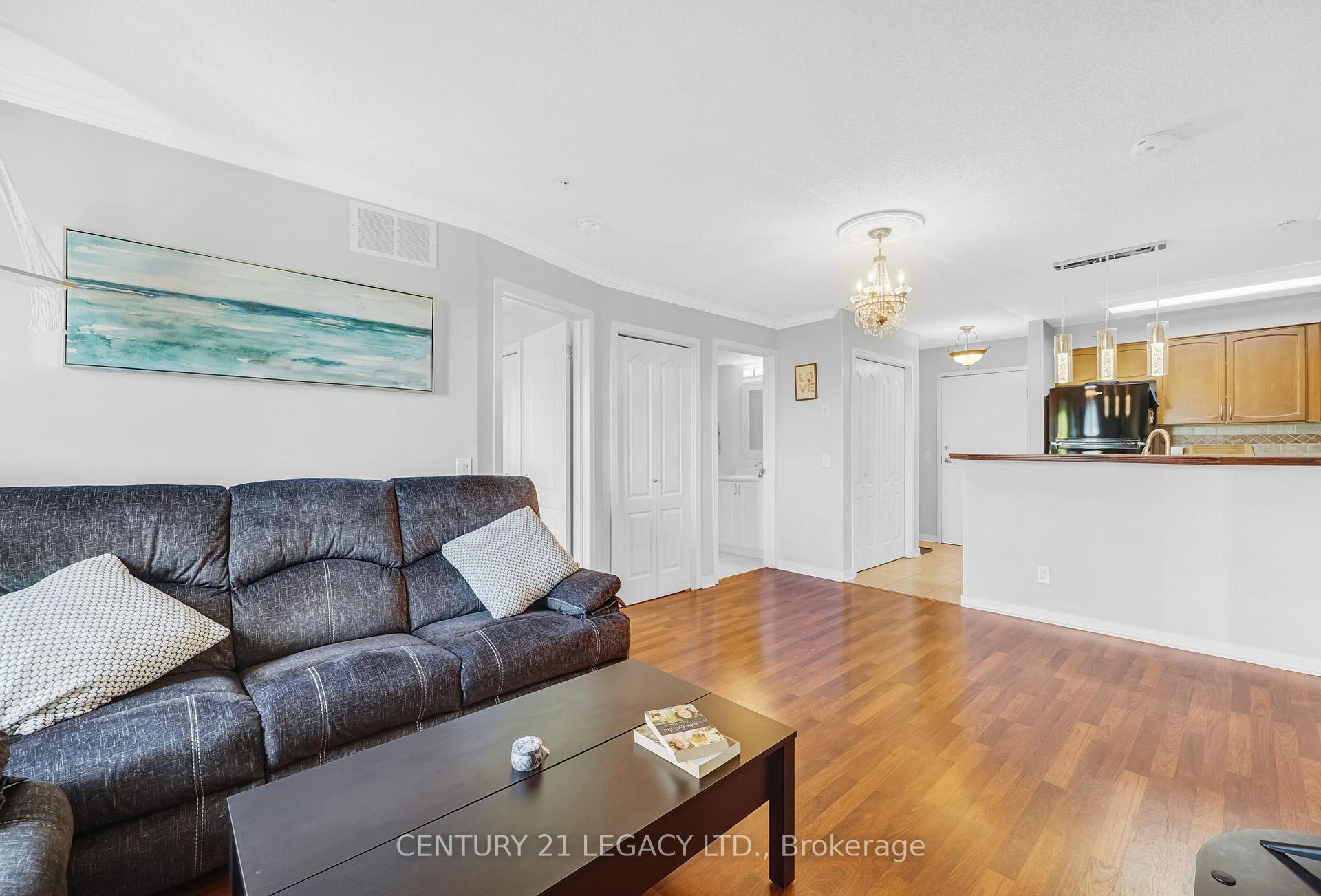 Photo 9 of Unit 1307, 8 Dayspring Circle, Brampton, Goreway Drive Corridor — HOMEH