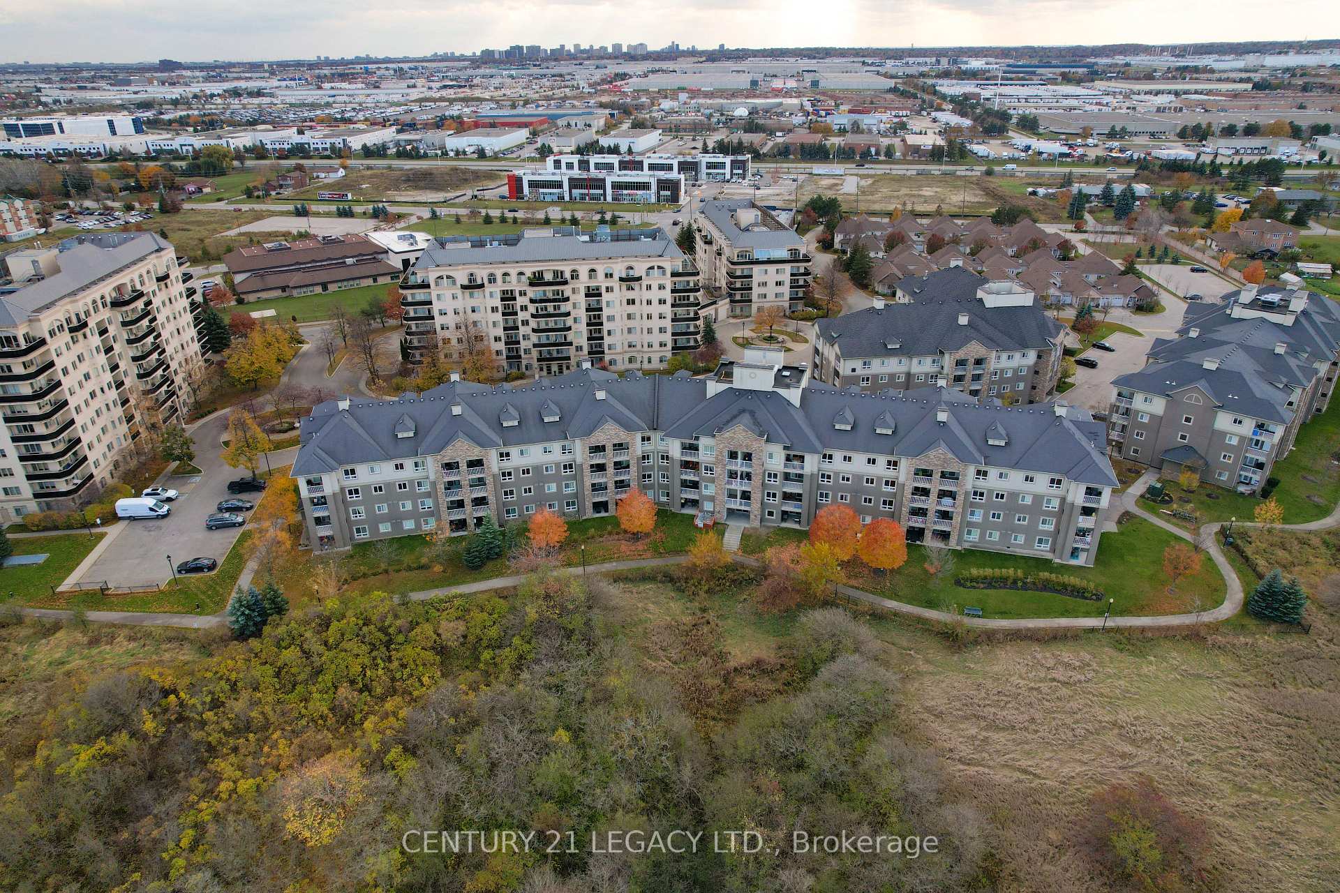 Photo 40 of Unit 1307, 8 Dayspring Circle, Brampton, Goreway Drive Corridor — HOMEH