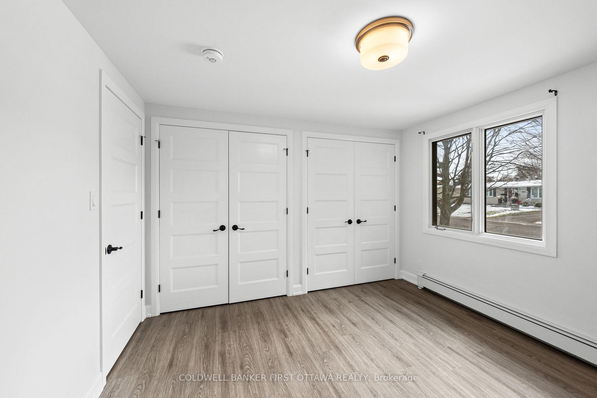 Photo 17 of 351 Amiens Street, Ottawa, Bilberry Creek/Queenswood Heights — HOMEH