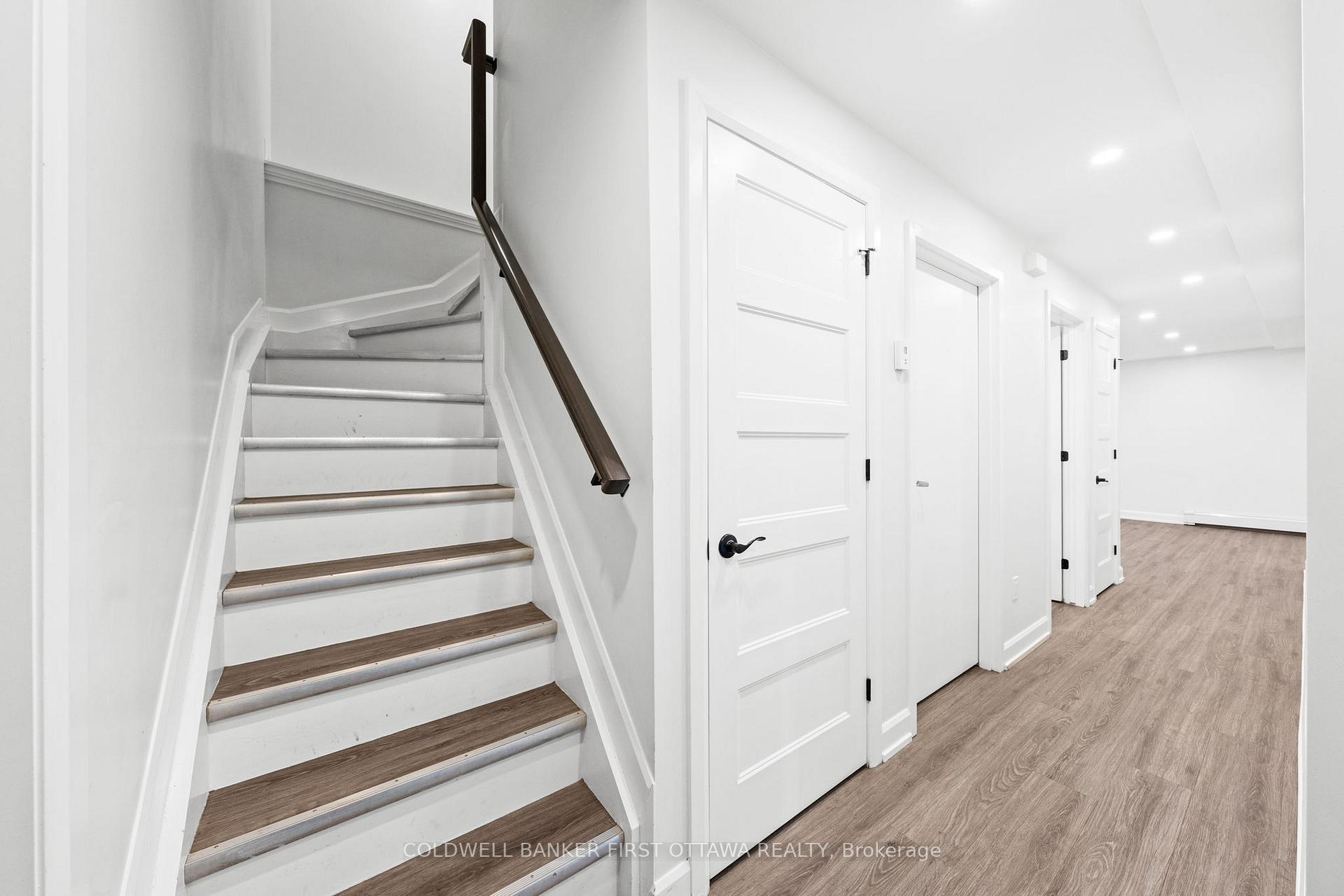 Photo 22 of 351 Amiens Street, Ottawa, Bilberry Creek/Queenswood Heights — HOMEH