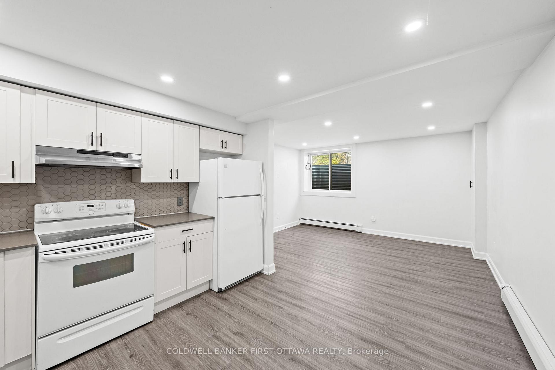 Photo 33 of 351 Amiens Street, Ottawa, Bilberry Creek/Queenswood Heights — HOMEH