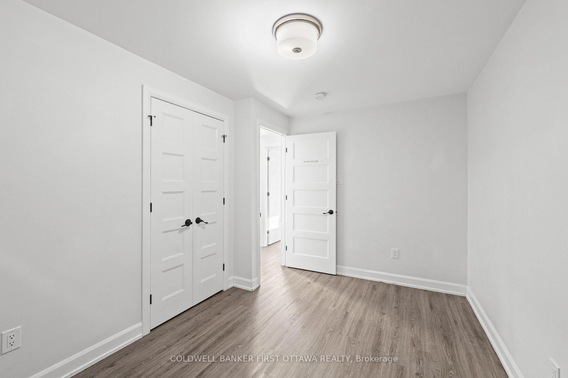 Photo 39 of 351 Amiens Street, Ottawa, Bilberry Creek/Queenswood Heights — HOMEH