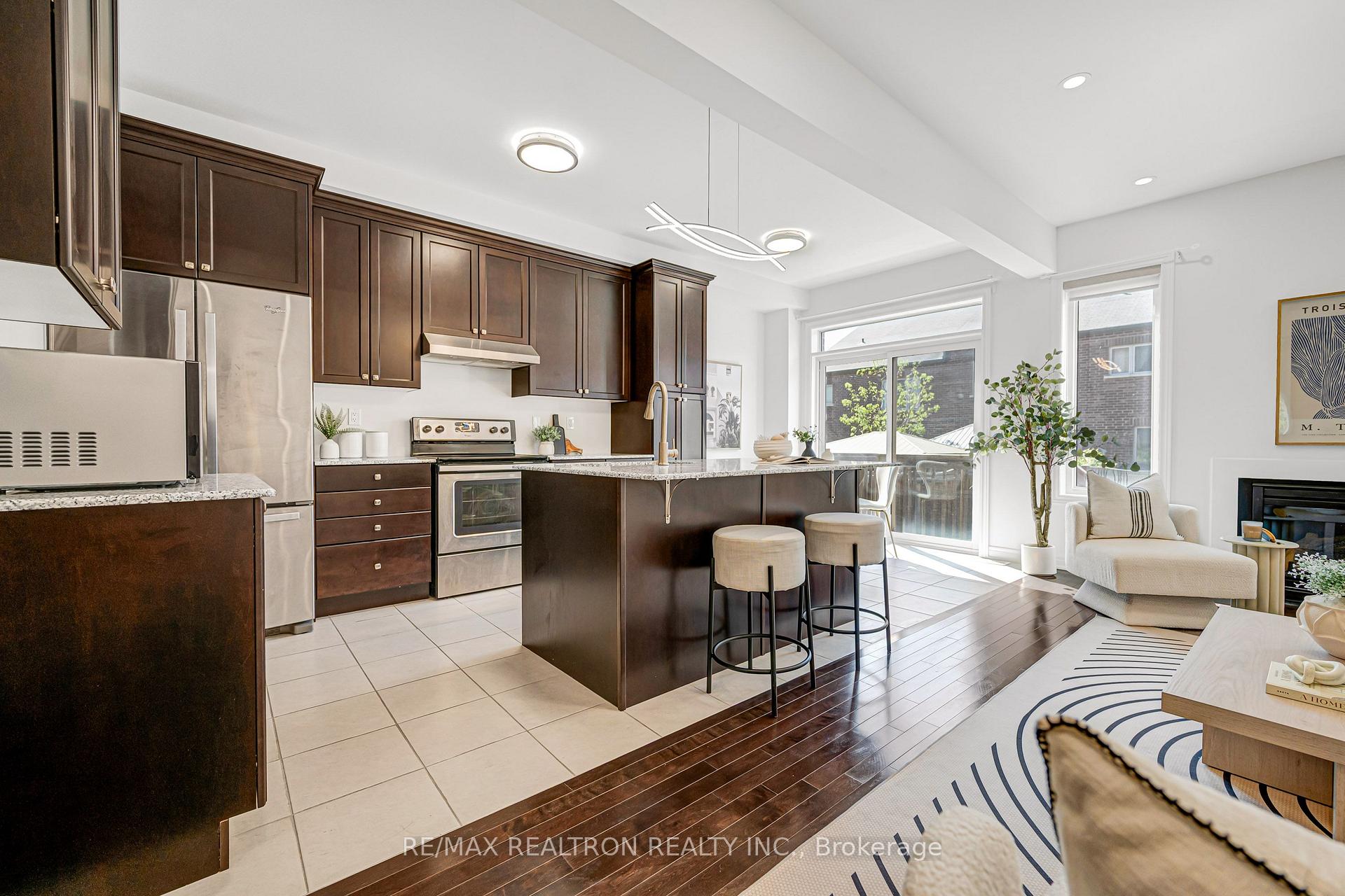 Photo 9 of 119 Wilfred Murison Avenue, Markham, Berczy — HOMEH