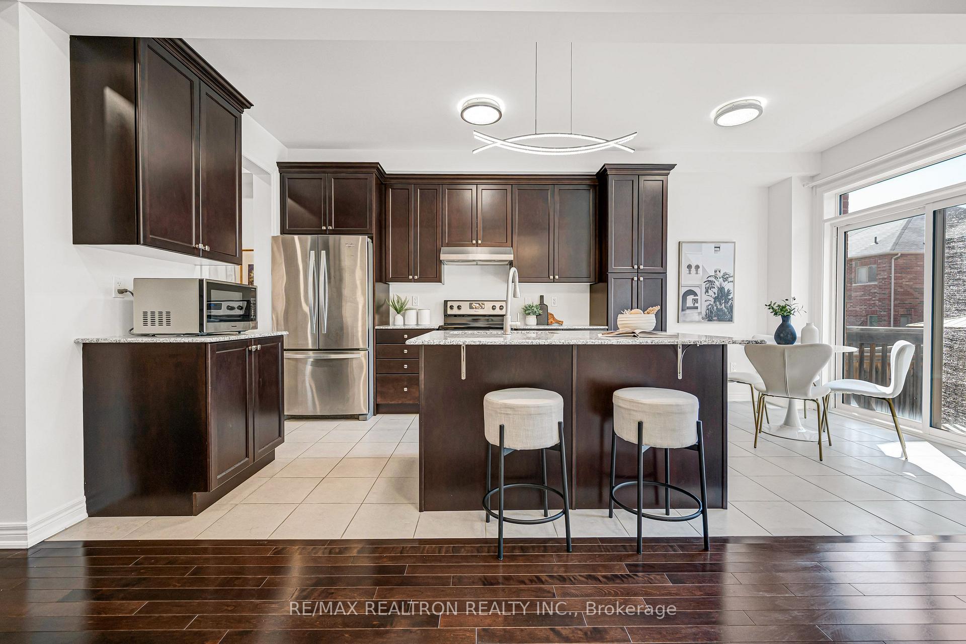 Photo 13 of 119 Wilfred Murison Avenue, Markham, Berczy — HOMEH