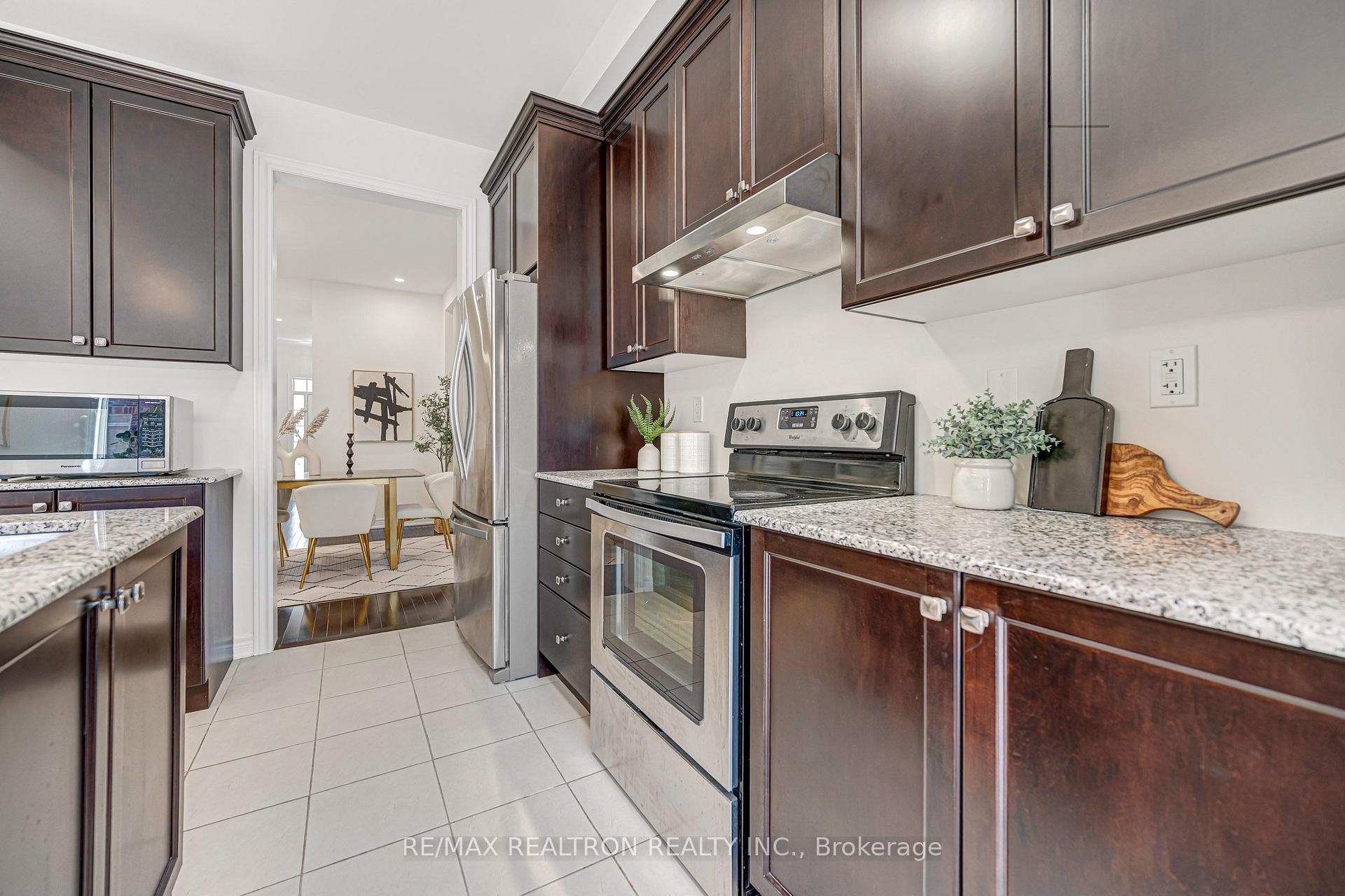 Photo 23 of 119 Wilfred Murison Avenue, Markham, Berczy — HOMEH