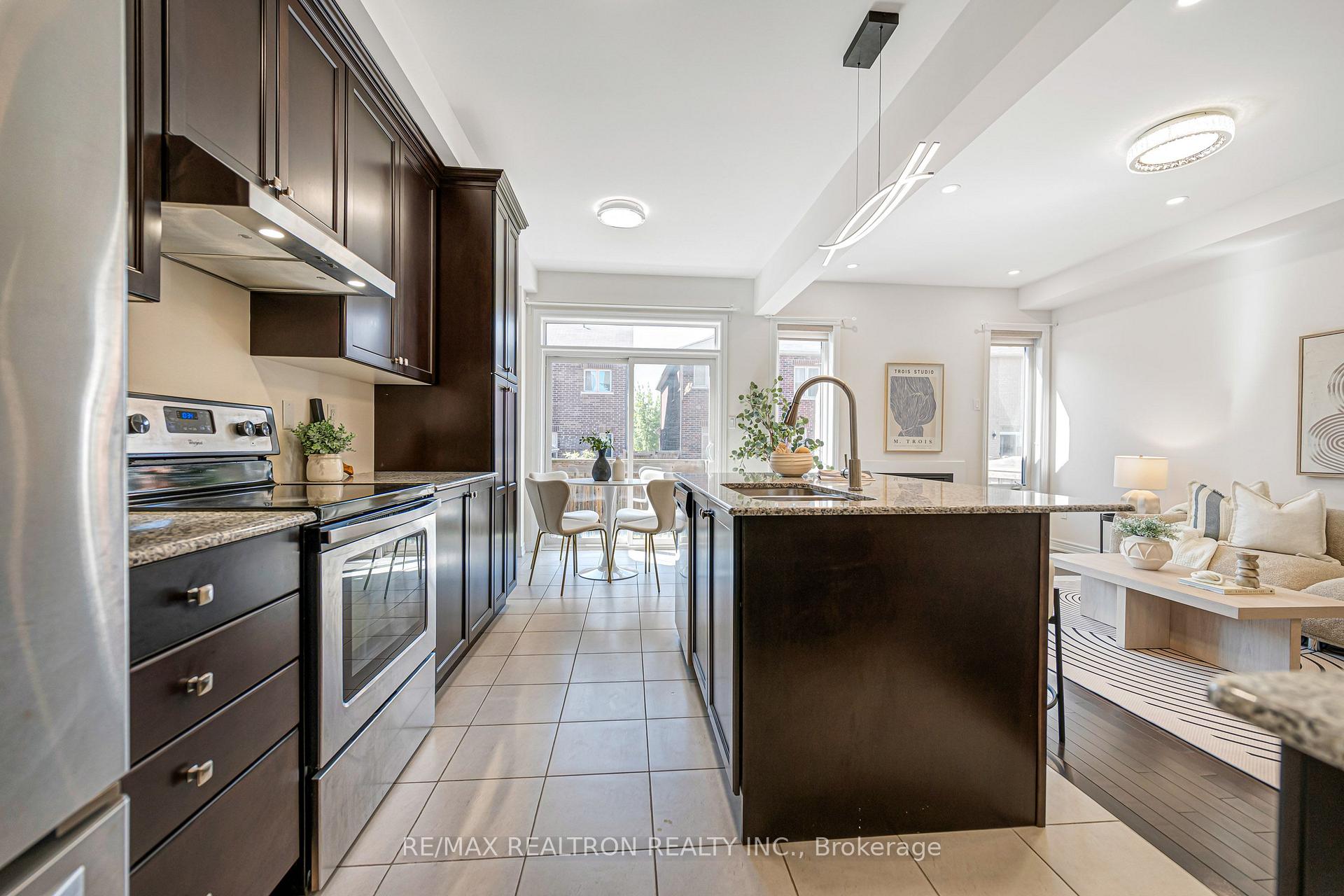 Photo 24 of 119 Wilfred Murison Avenue, Markham, Berczy — HOMEH