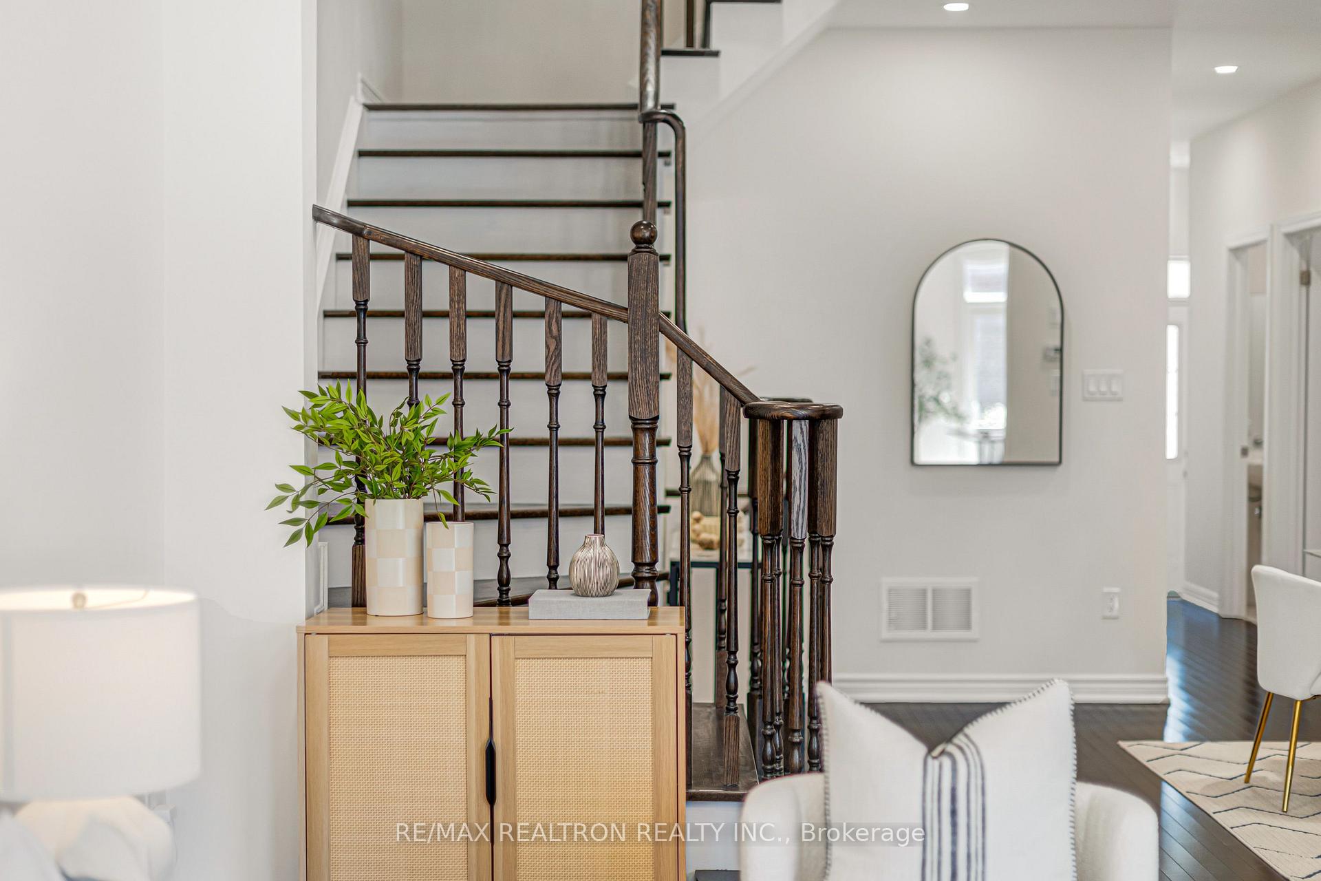 Photo 45 of 119 Wilfred Murison Avenue, Markham, Berczy — HOMEH