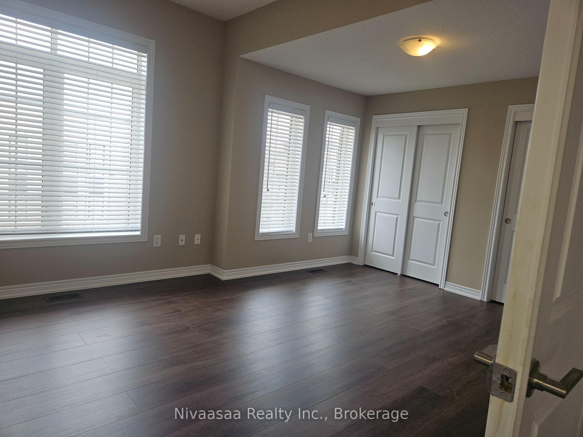 Photo 18 of Unit 13, 3026 Postridge Drive, Oakville, Joshua Meadows — HOMEH