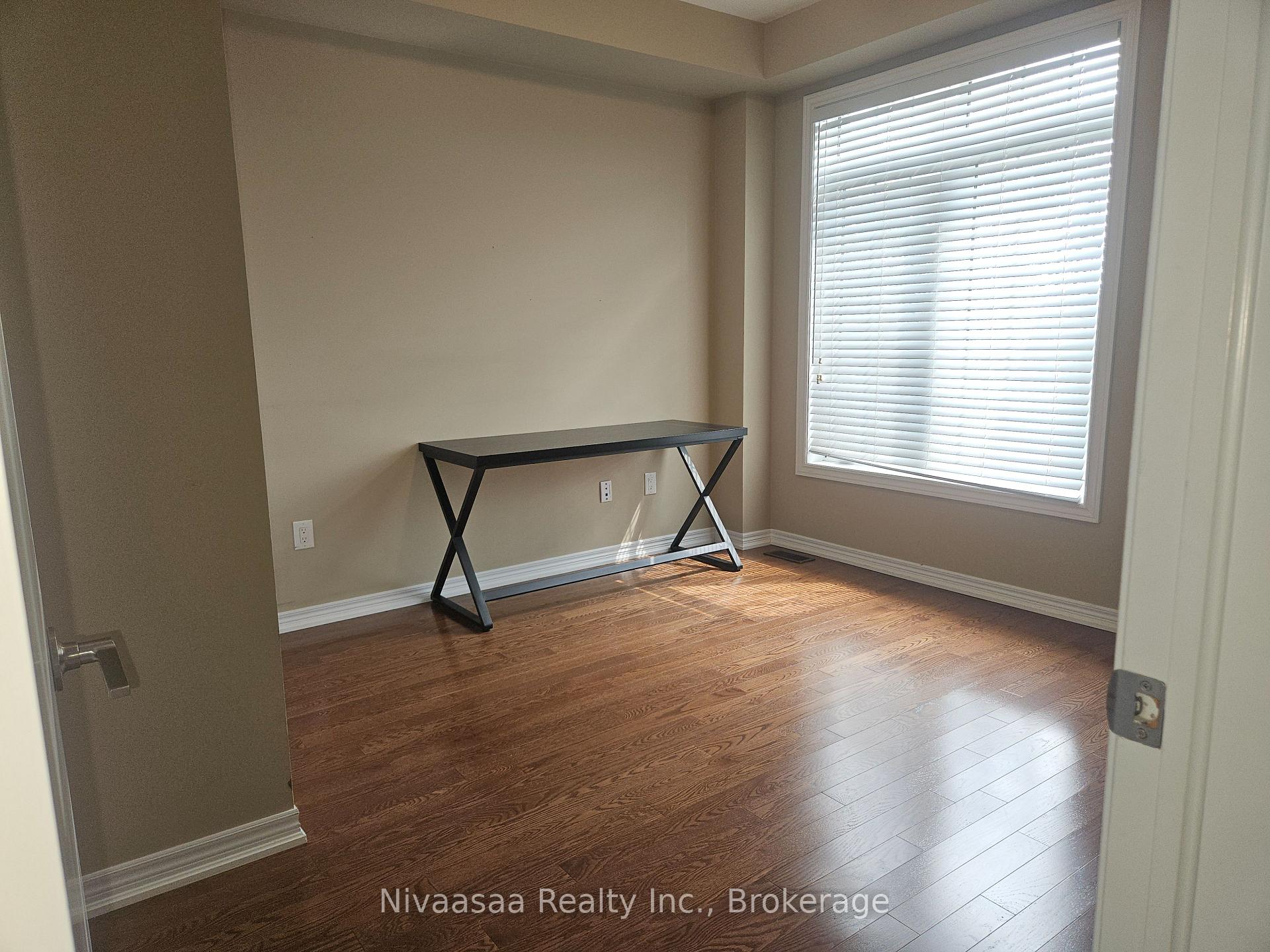 Photo 25 of Unit 13, 3026 Postridge Drive, Oakville, Joshua Meadows — HOMEH