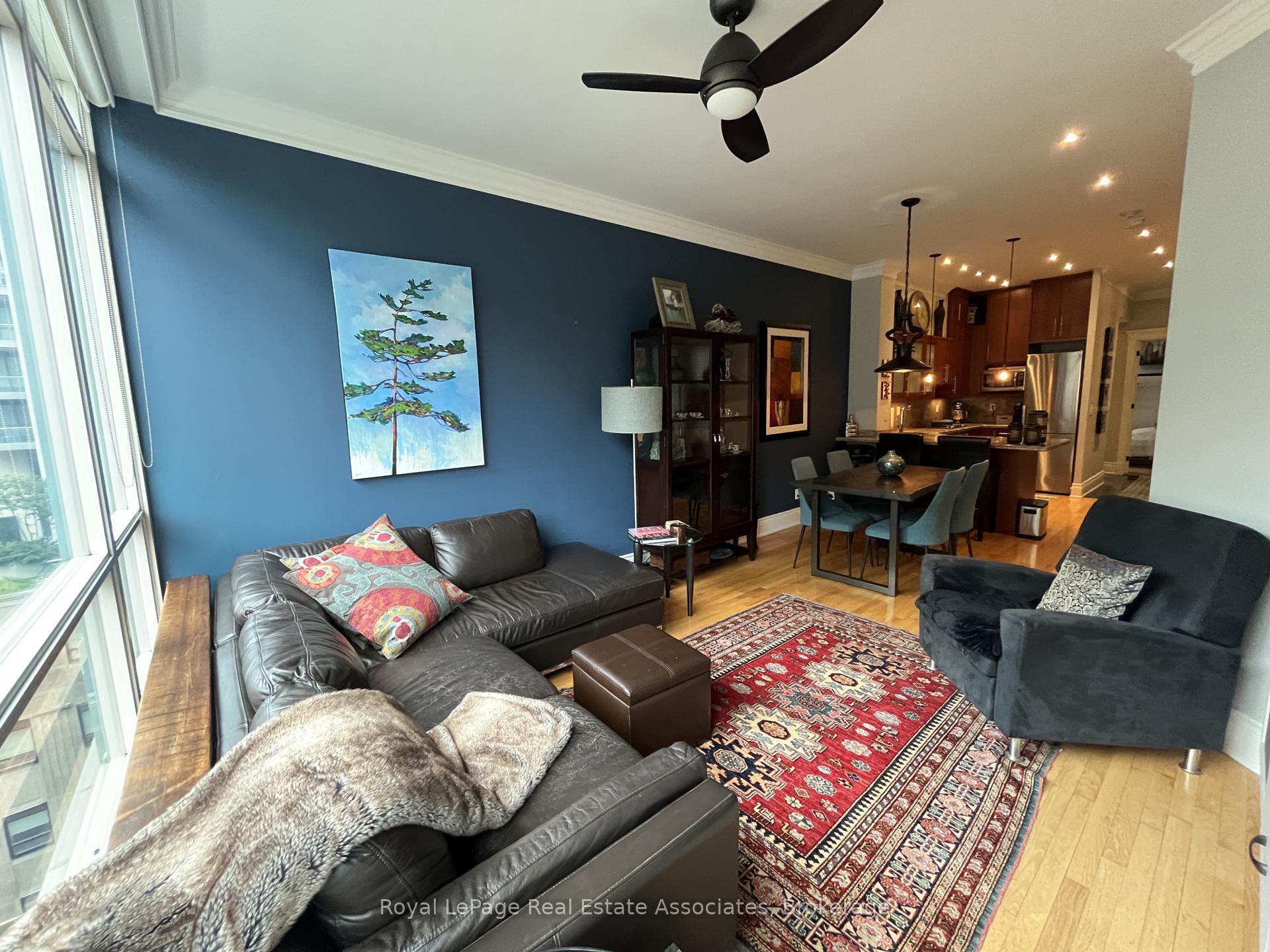 Photo 2 of Unit 901, 7 King Street E, Toronto, Church-Yonge Corridor — HOMEH
