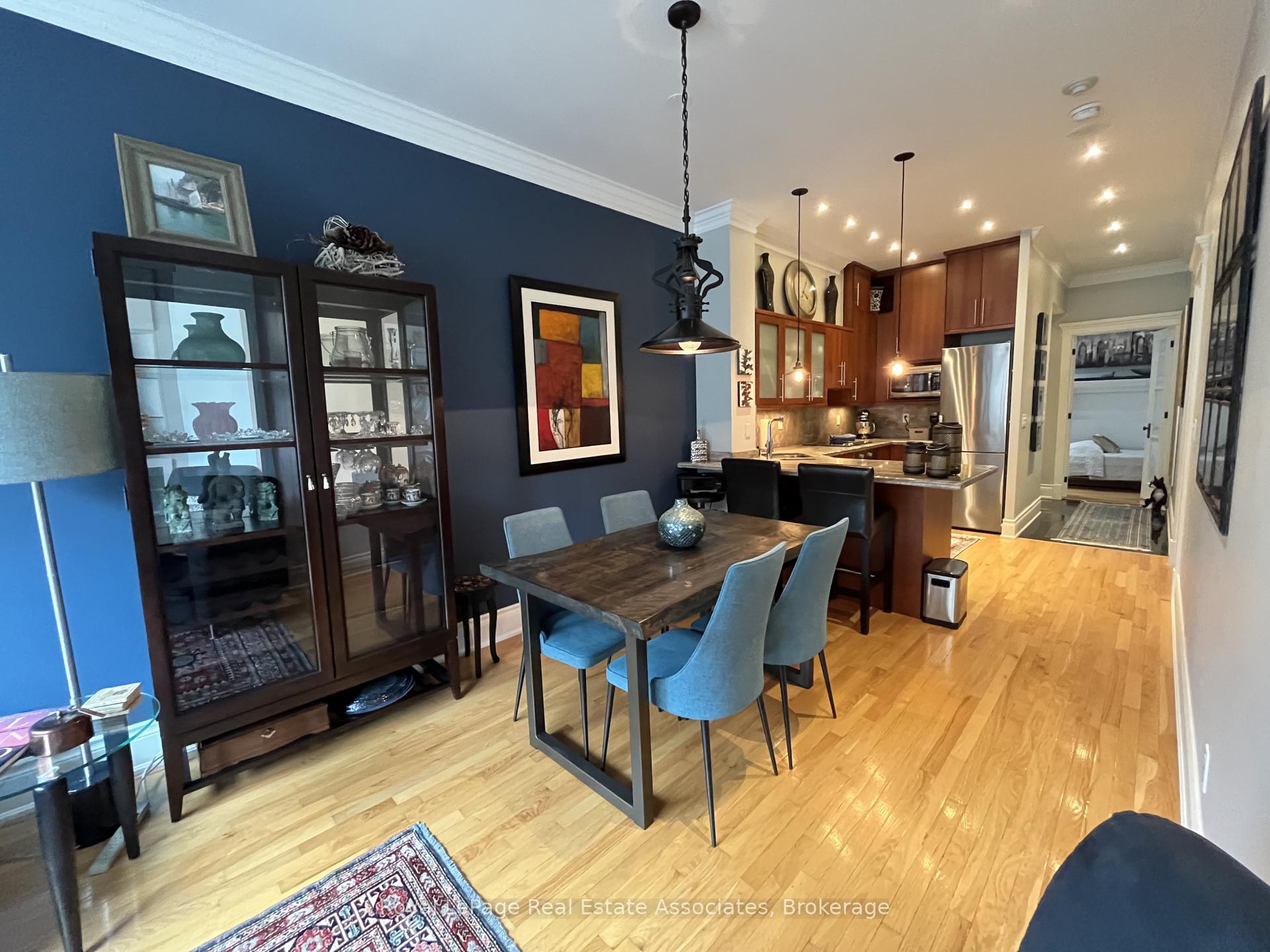 Photo 3 of Unit 901, 7 King Street E, Toronto, Church-Yonge Corridor — HOMEH
