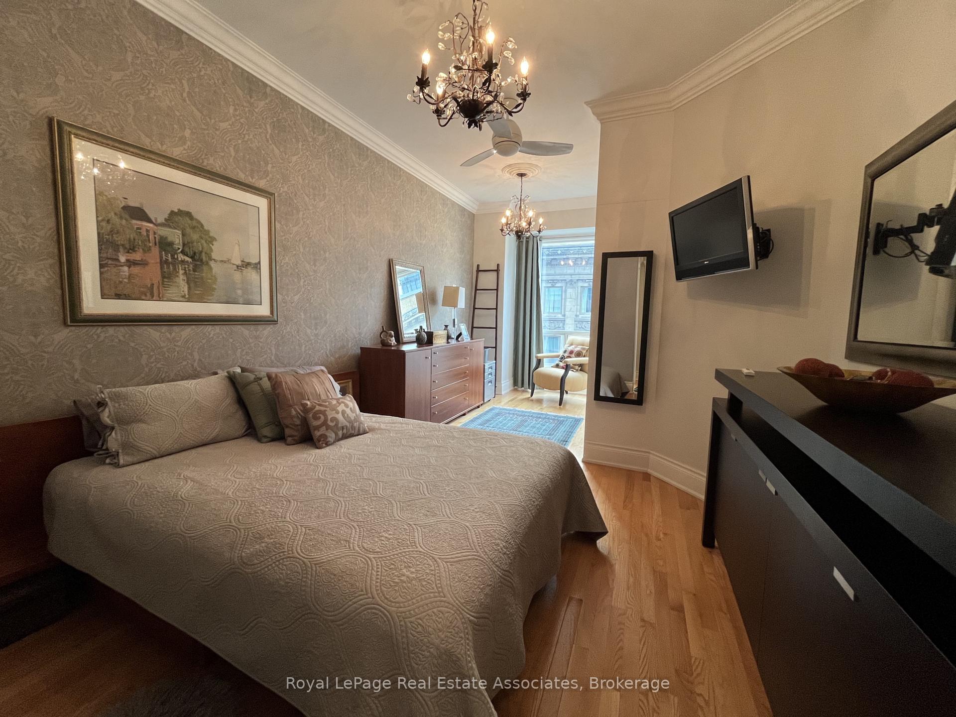 Photo 8 of Unit 901, 7 King Street E, Toronto, Church-Yonge Corridor — HOMEH