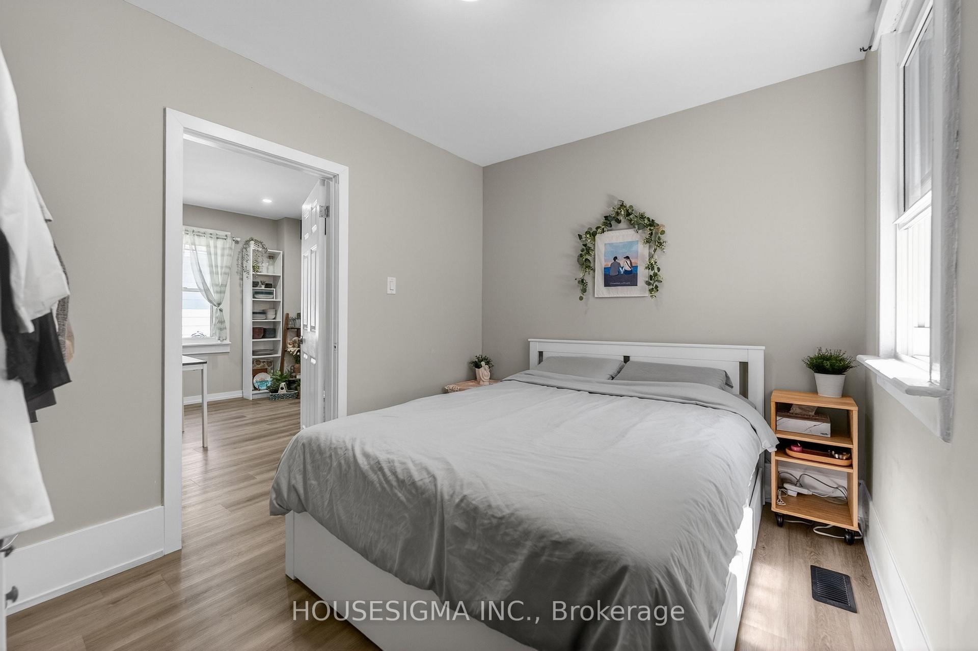 Photo 13 of 88 Page Street, St. Catharines, E. Chester — HOMEH