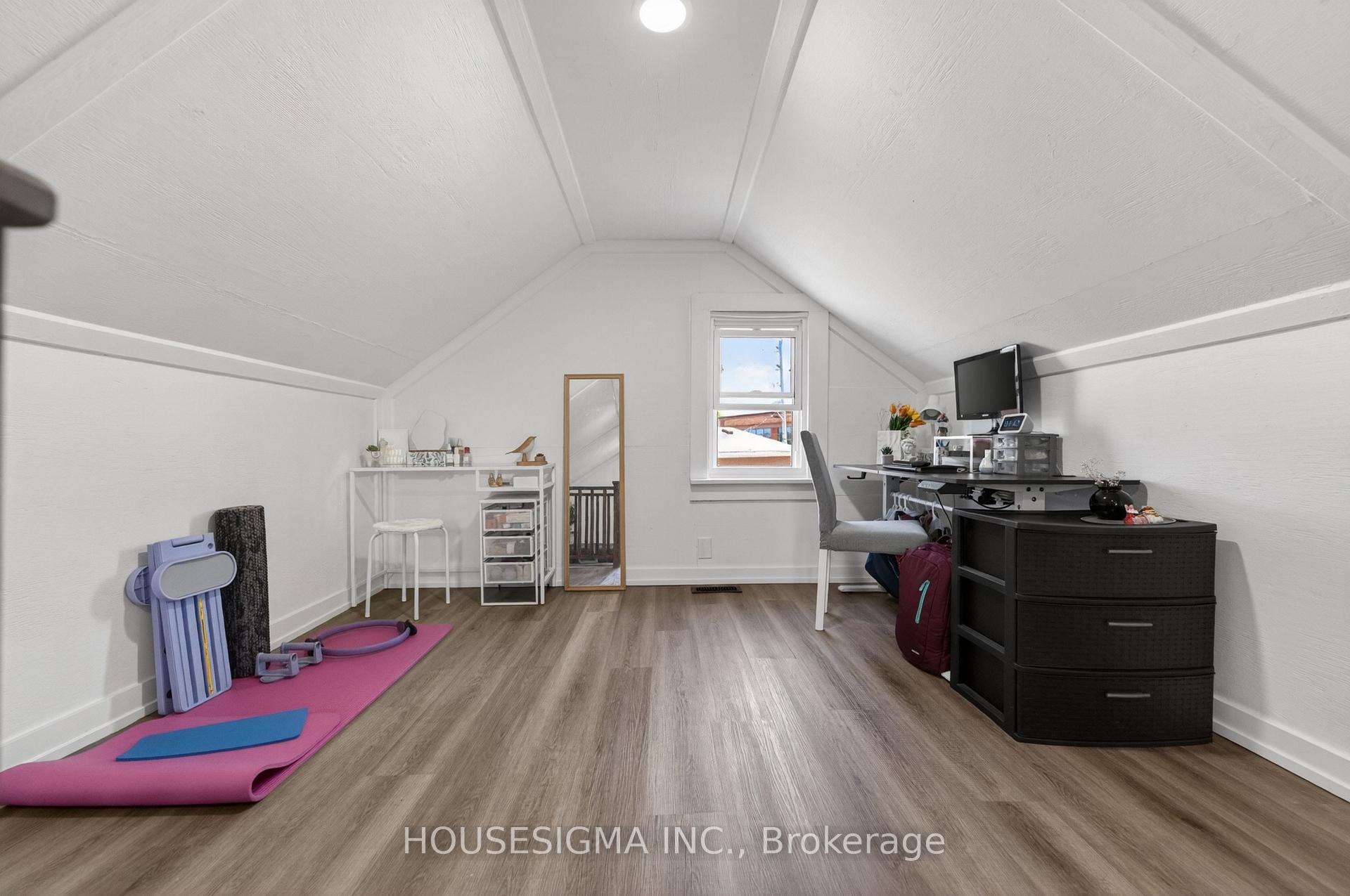 Photo 29 of 88 Page Street, St. Catharines, E. Chester — HOMEH