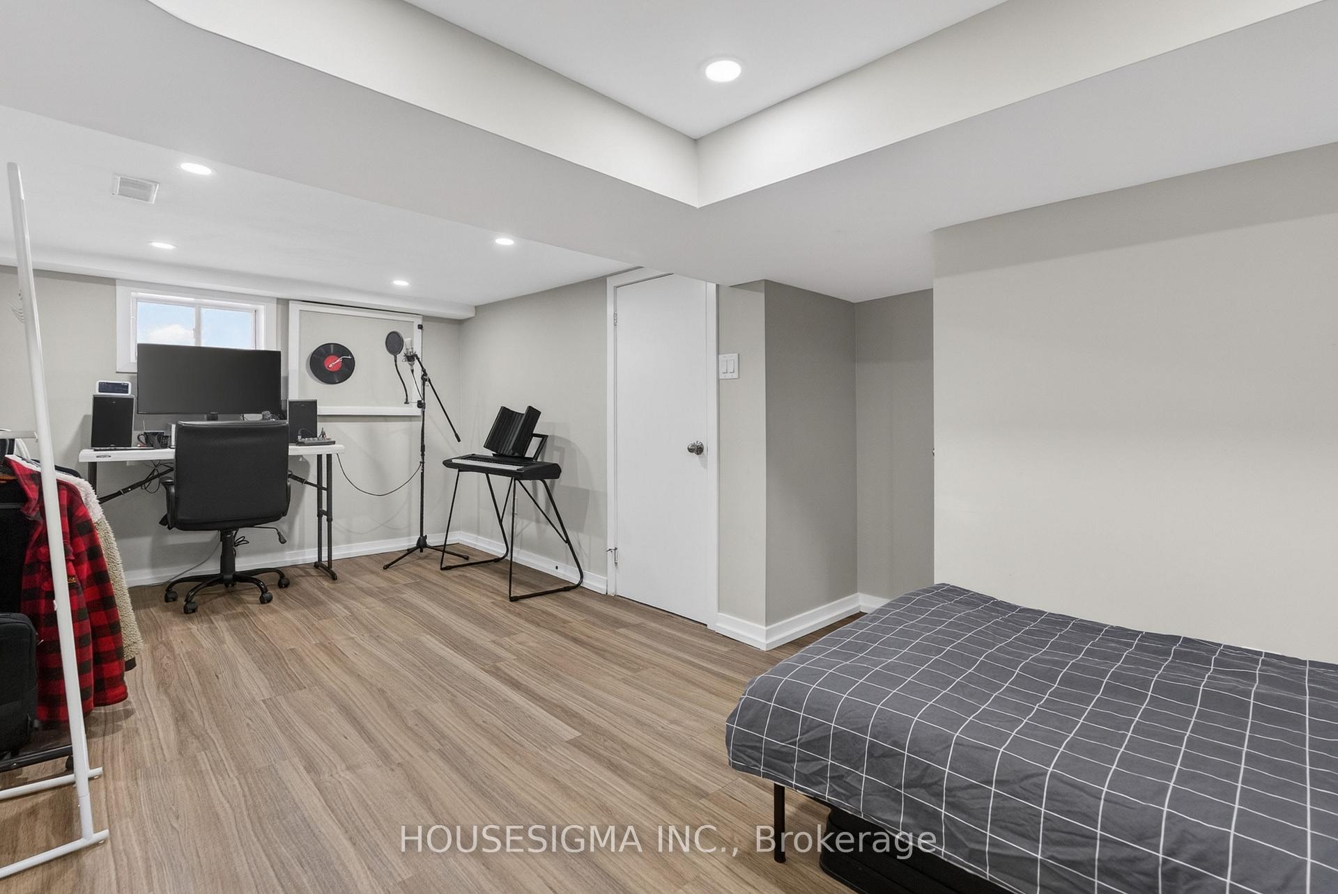 Photo 36 of 88 Page Street, St. Catharines, E. Chester — HOMEH