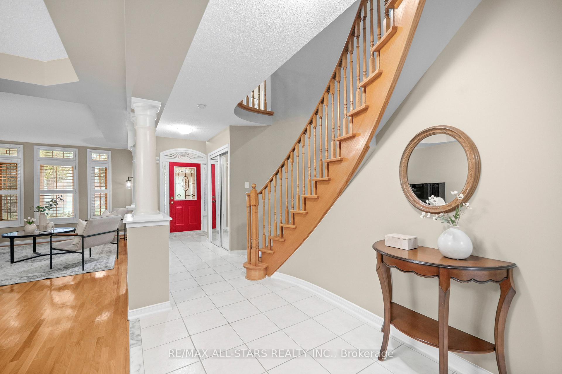 Photo 6 of 16 Primrose Path Crescent, Markham, Legacy — HOMEH