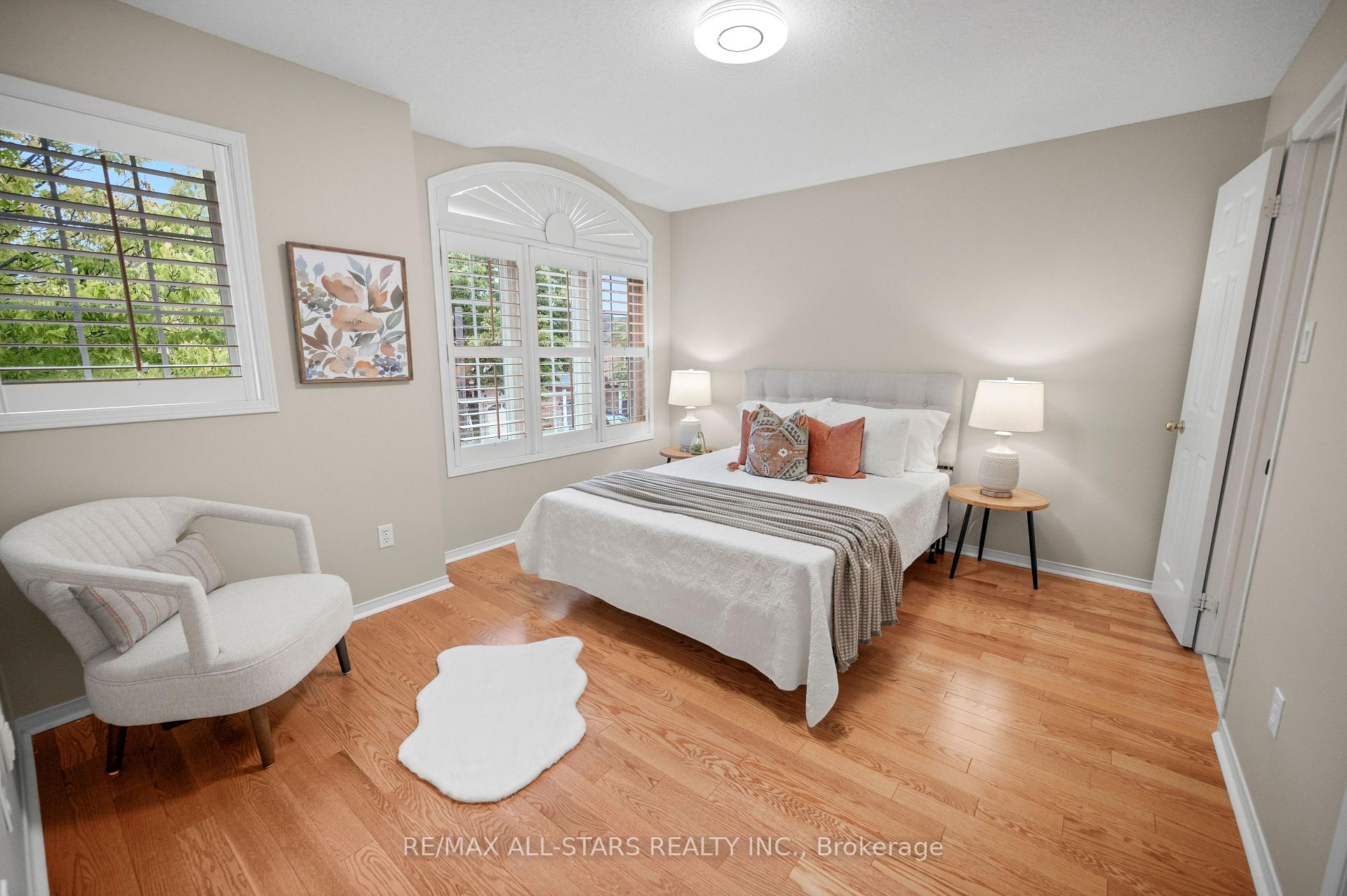 Photo 34 of 16 Primrose Path Crescent, Markham, Legacy — HOMEH
