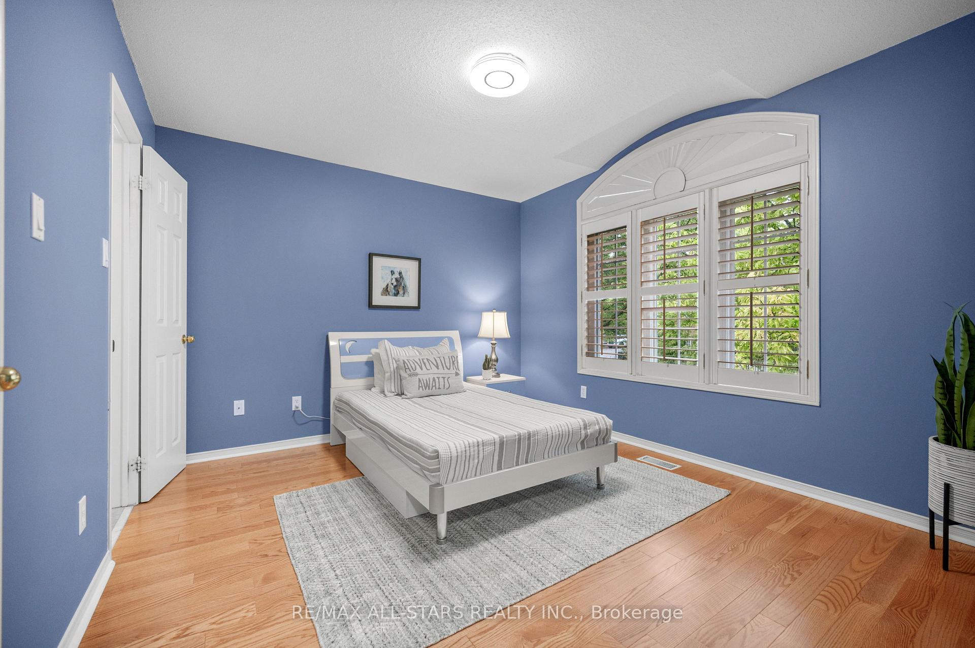 Photo 38 of 16 Primrose Path Crescent, Markham, Legacy — HOMEH