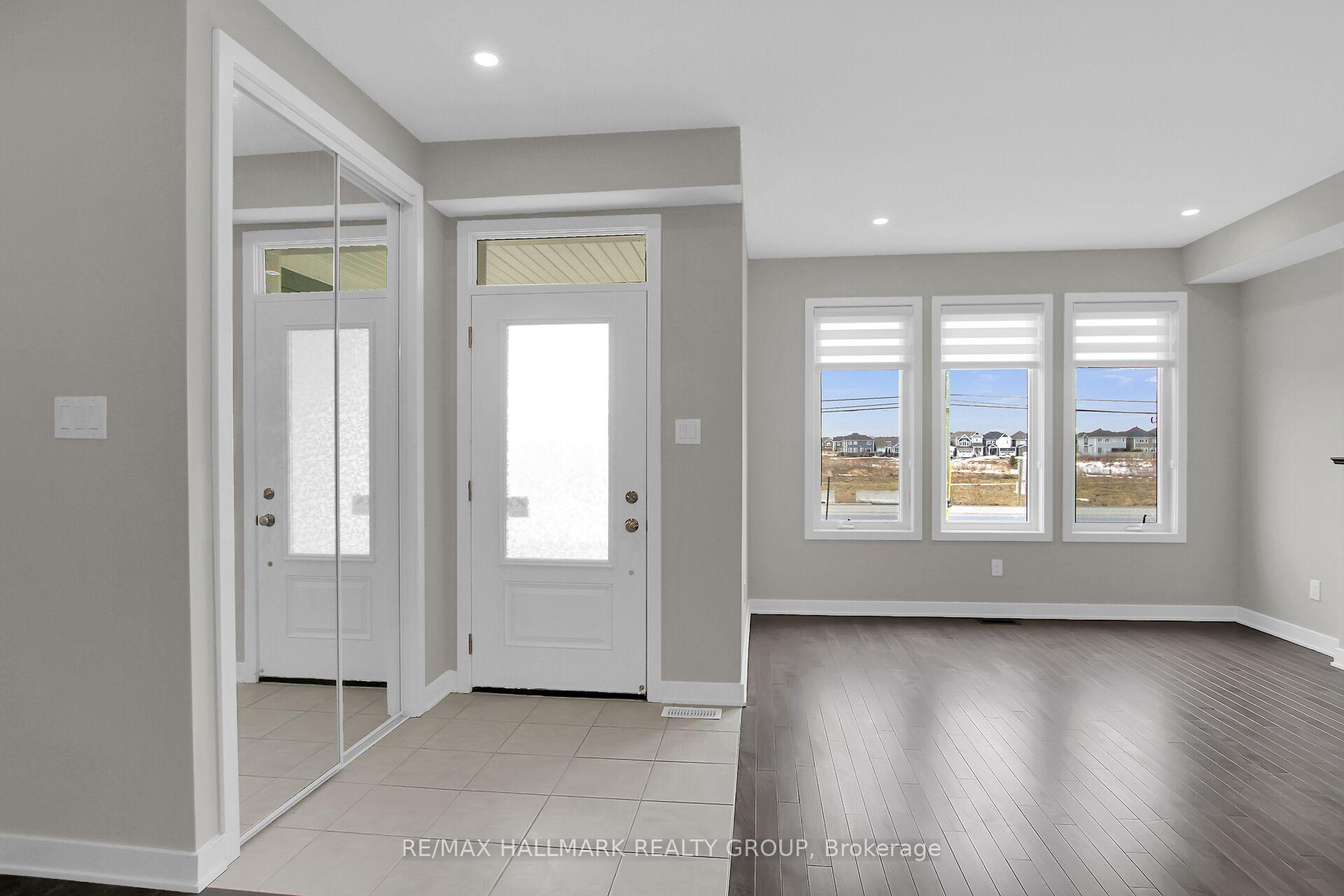 Photo 3 of 6317 Perth Street, Ottawa, Btwn Franktown Rd. & Fallowfield Rd. — HOMEH