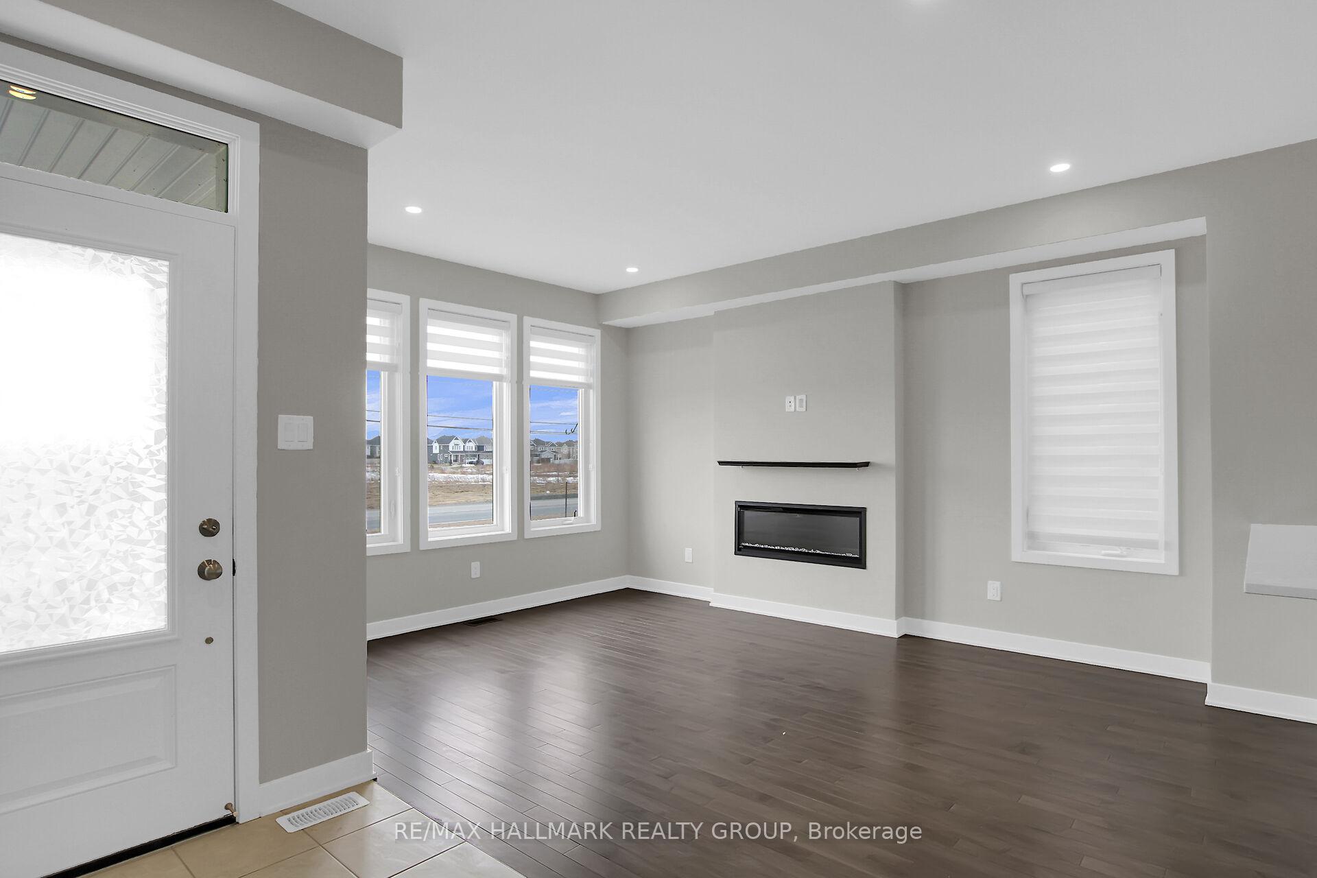 Photo 4 of 6317 Perth Street, Ottawa, Btwn Franktown Rd. & Fallowfield Rd. — HOMEH