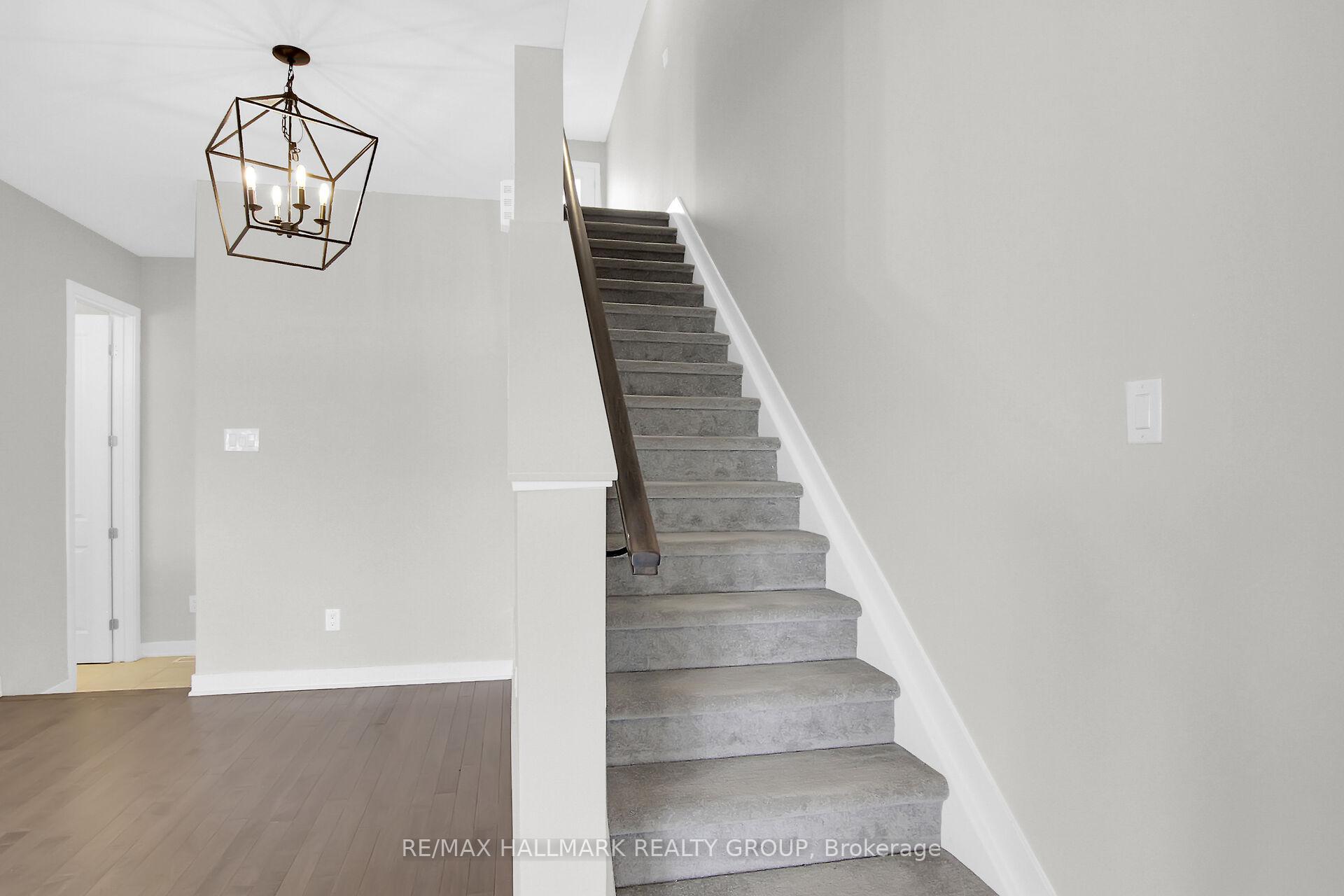 Photo 18 of 6317 Perth Street, Ottawa, Btwn Franktown Rd. & Fallowfield Rd. — HOMEH