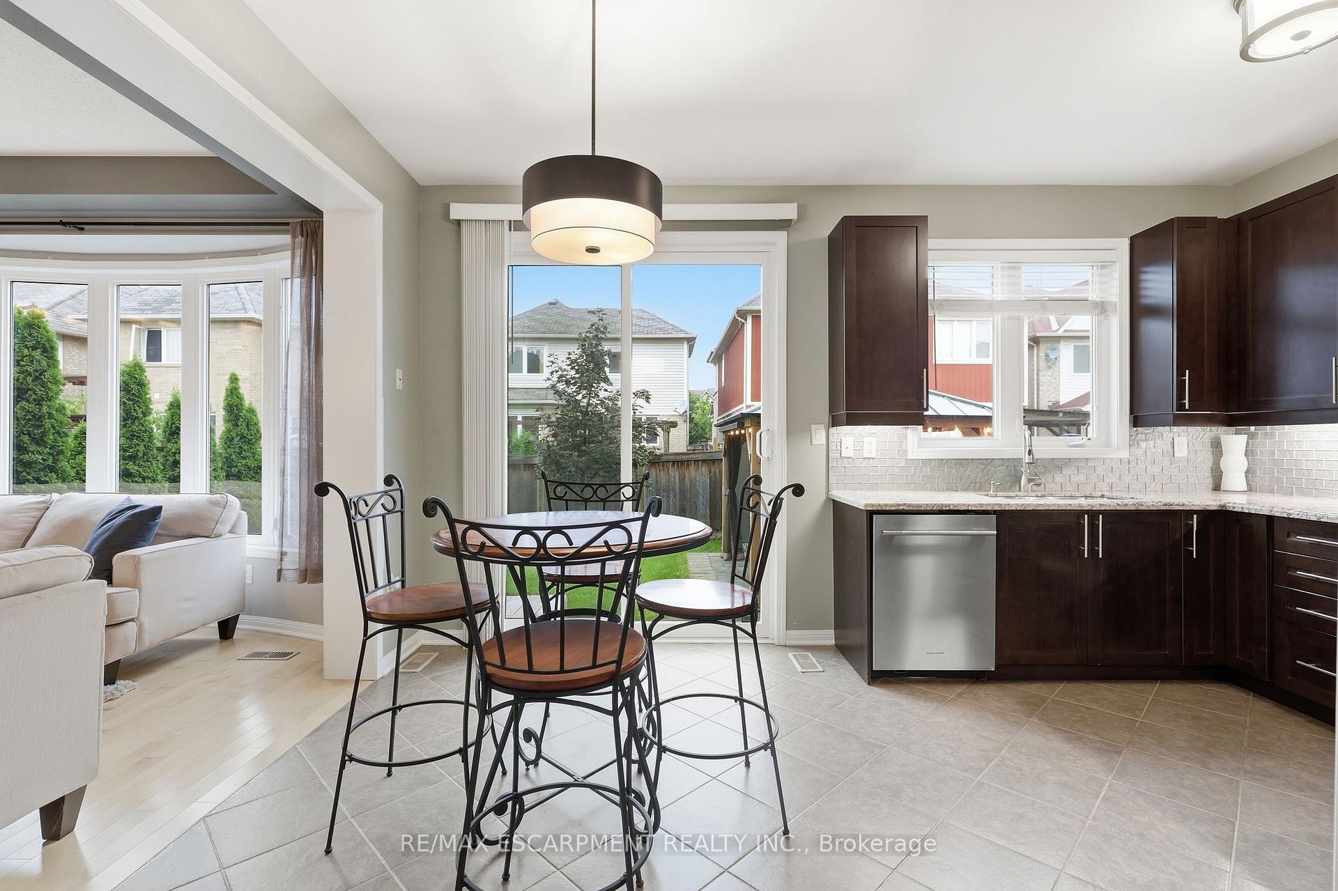 Photo 14 of 149 Willet Terrace, Milton, Harrison — HOMEH