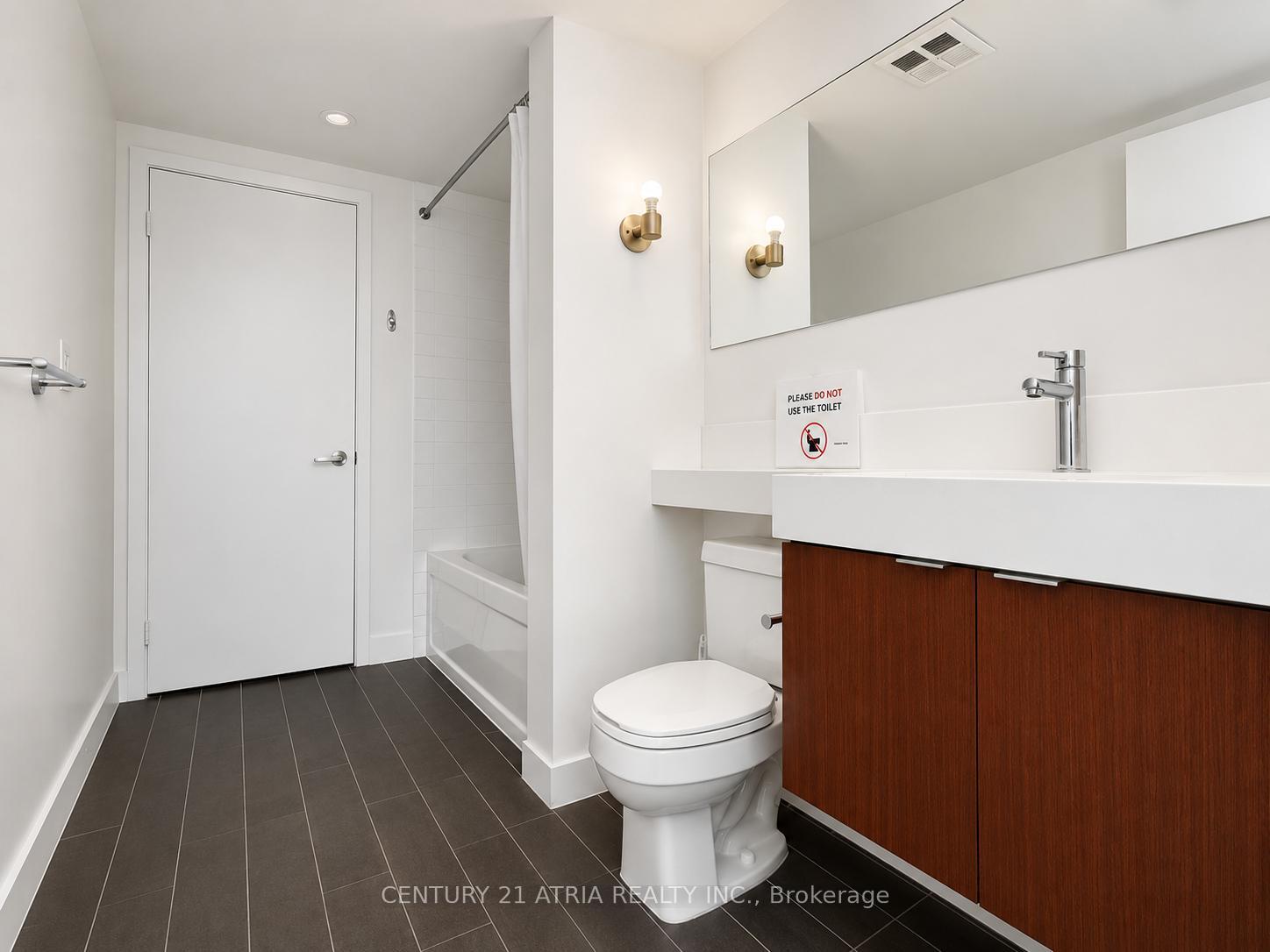 Photo 11 of Unit 2116, 25 Telegram Mews, Toronto, Waterfront Communities — HOMEH