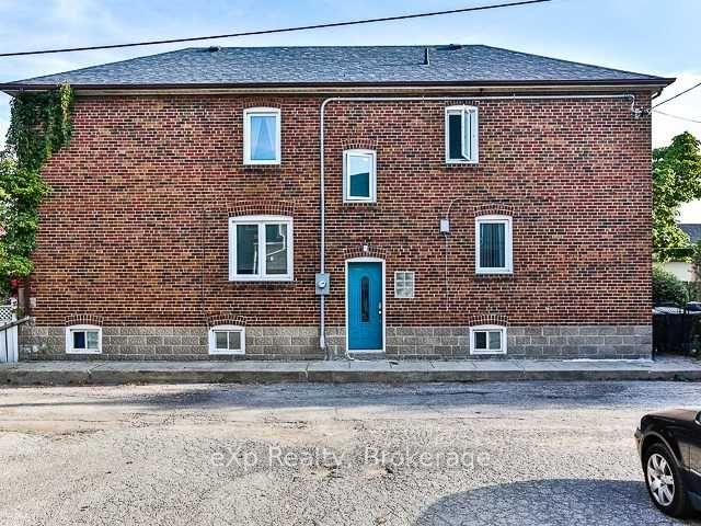 Photo 2 of Unit 02, 36 Second Street, Etobicoke, New Toronto — HOMEH