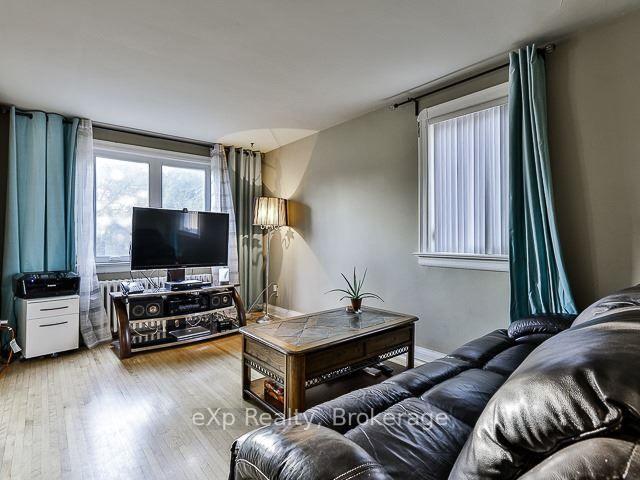 Photo 6 of Unit 02, 36 Second Street, Etobicoke, New Toronto — HOMEH