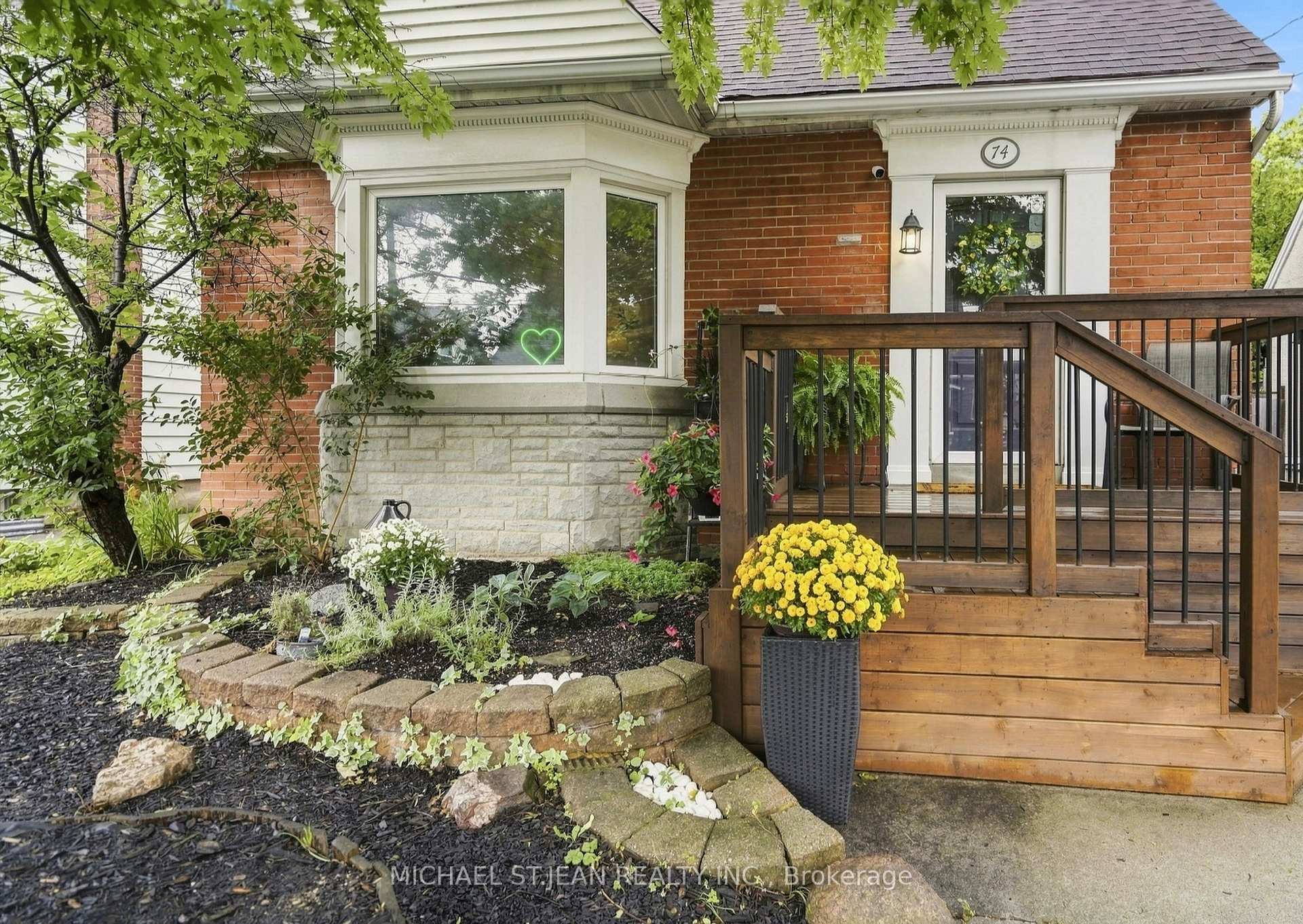 Photo 1 of 74 East 12th Street, Hamilton, Inch Park — HOMEH