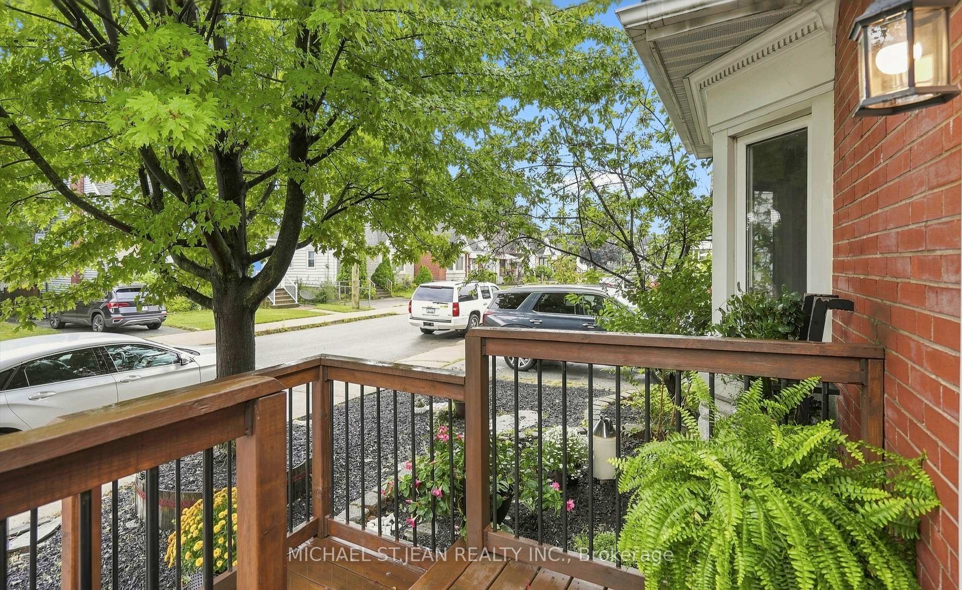 Photo 5 of 74 East 12th Street, Hamilton, Inch Park — HOMEH